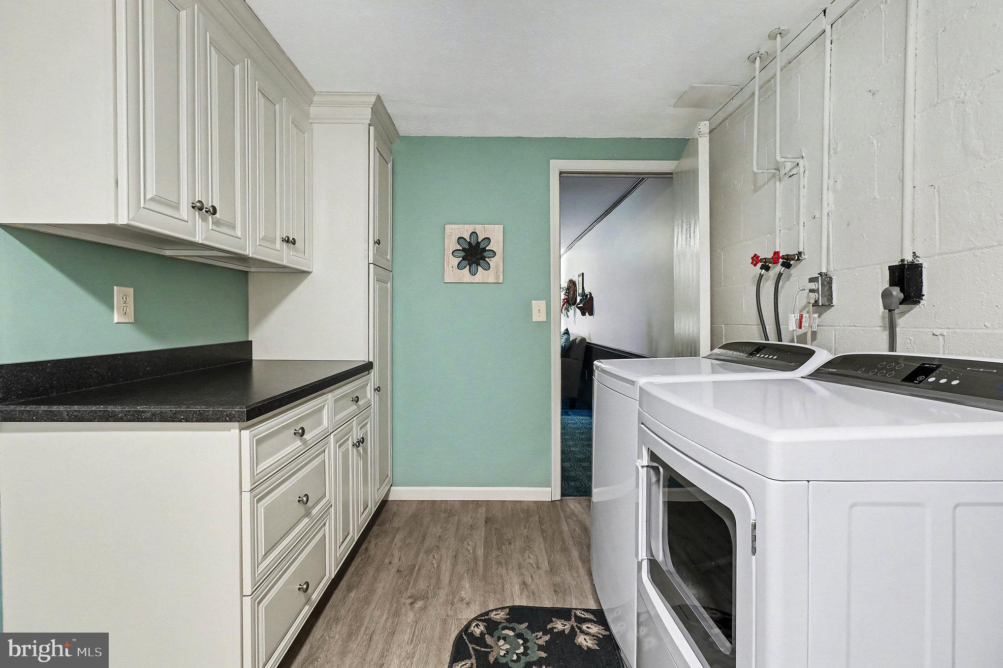 ELIZABETH TWP - Residential