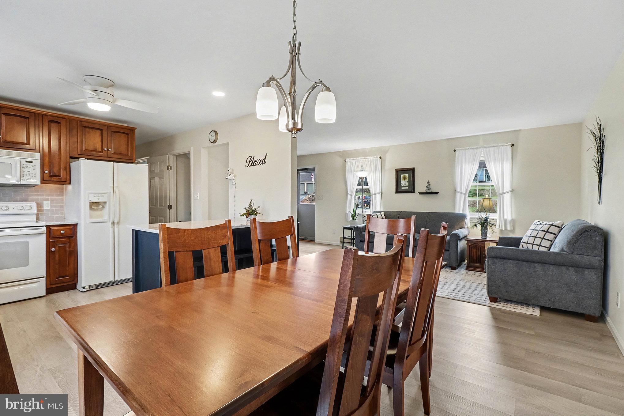 ELIZABETH TWP - Residential