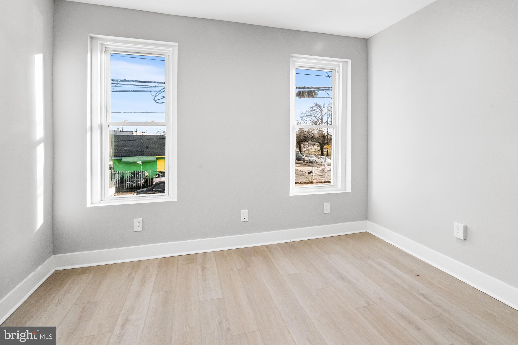 PHILADELPHIA (NORTHEAST) - Residential