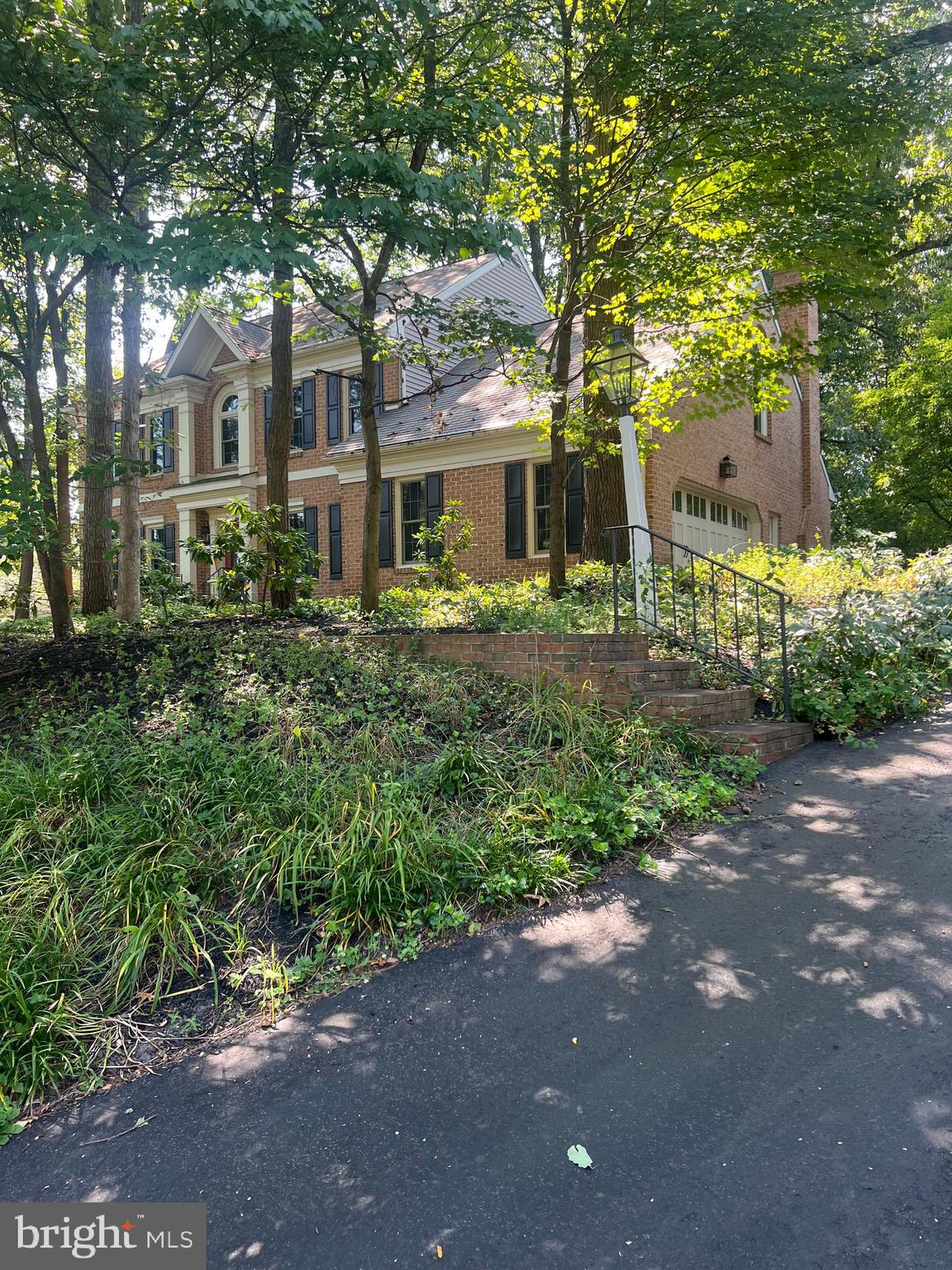 1080 STONEY RUN ROAD