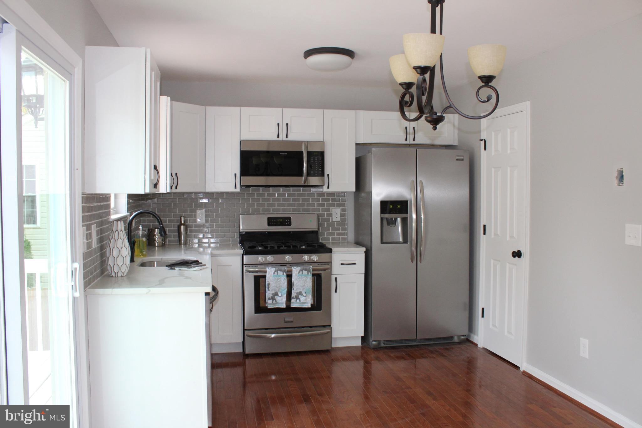 LENNINGS KNOLL - Residential