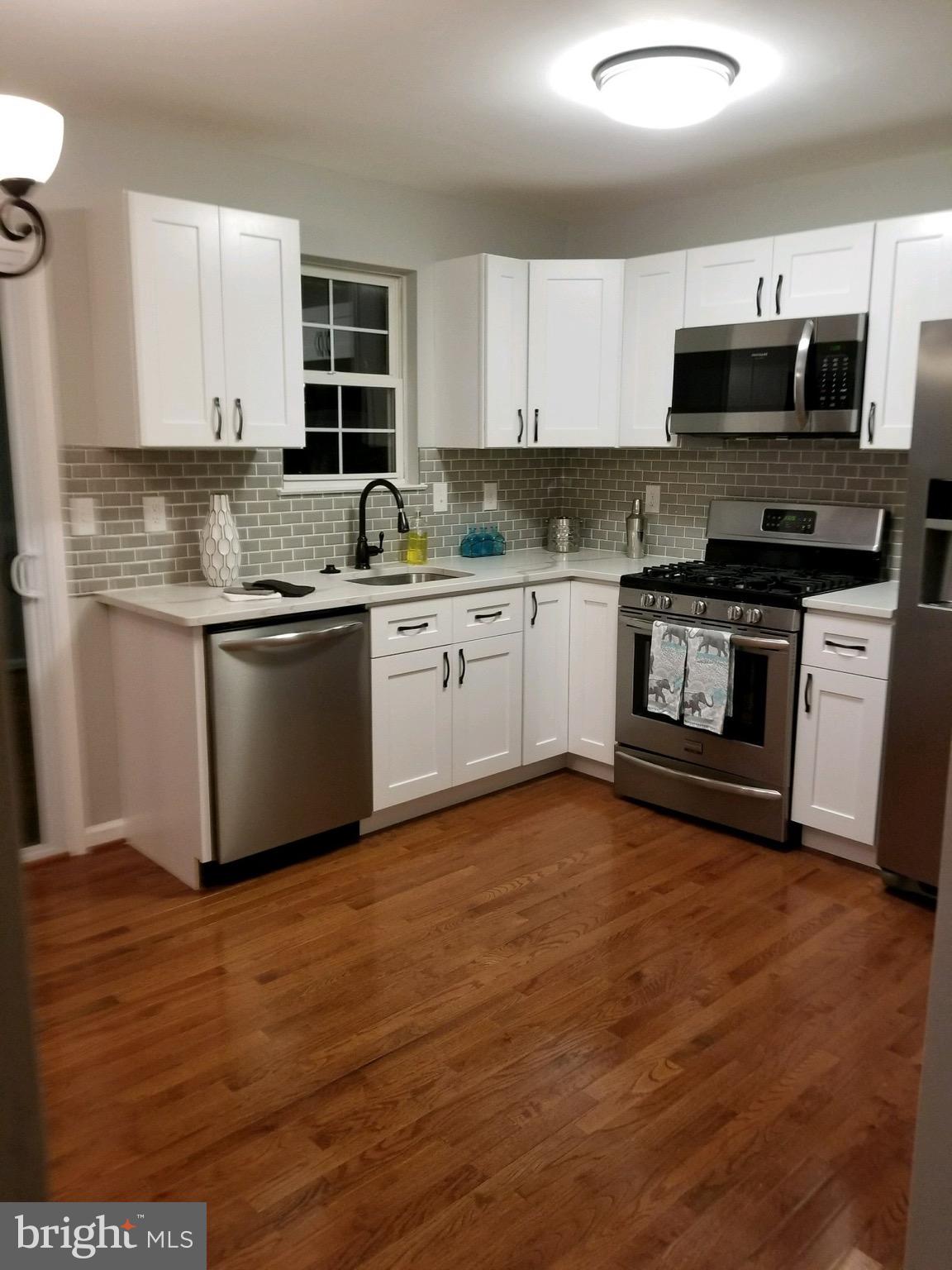 LENNINGS KNOLL - Residential