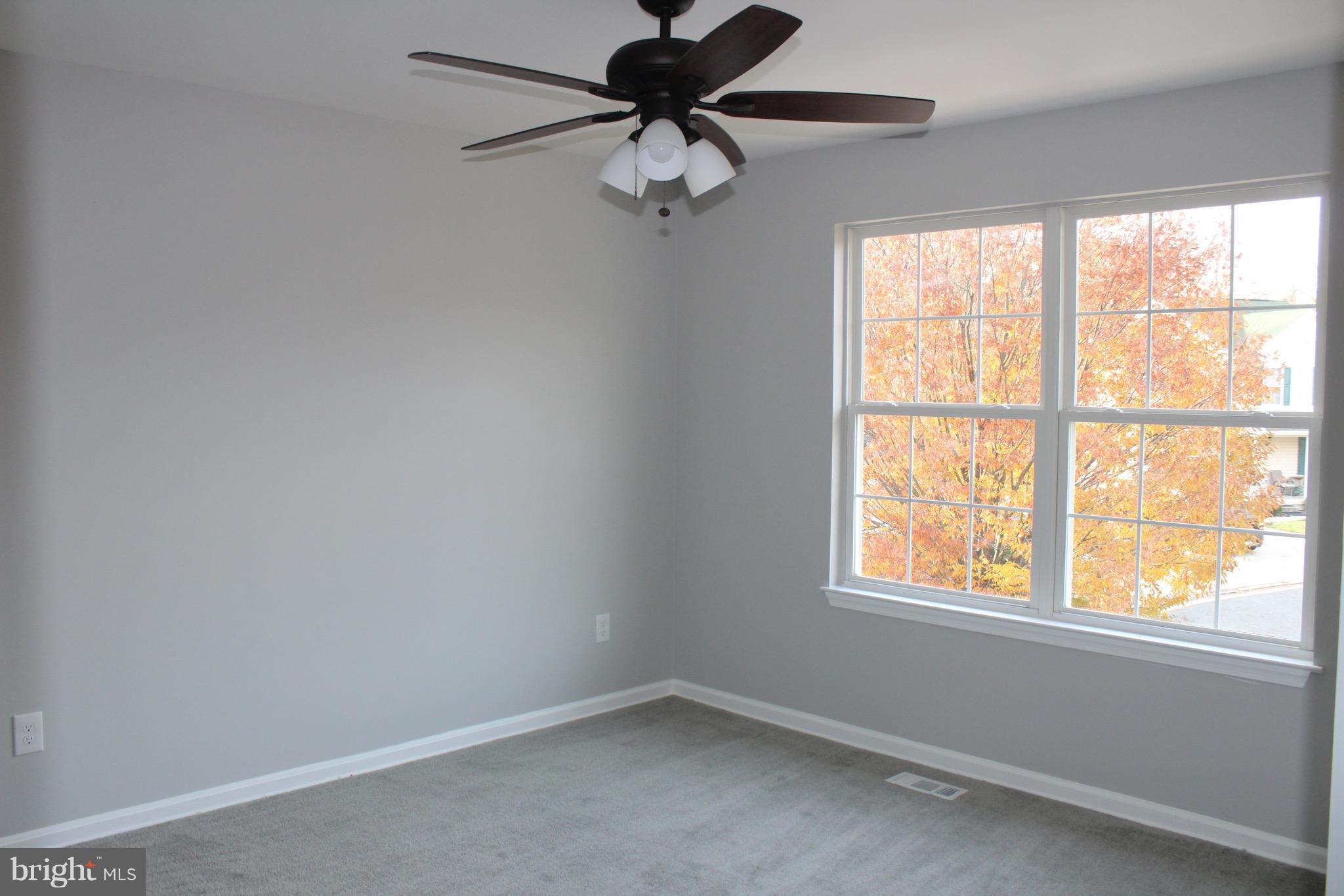 LENNINGS KNOLL - Residential