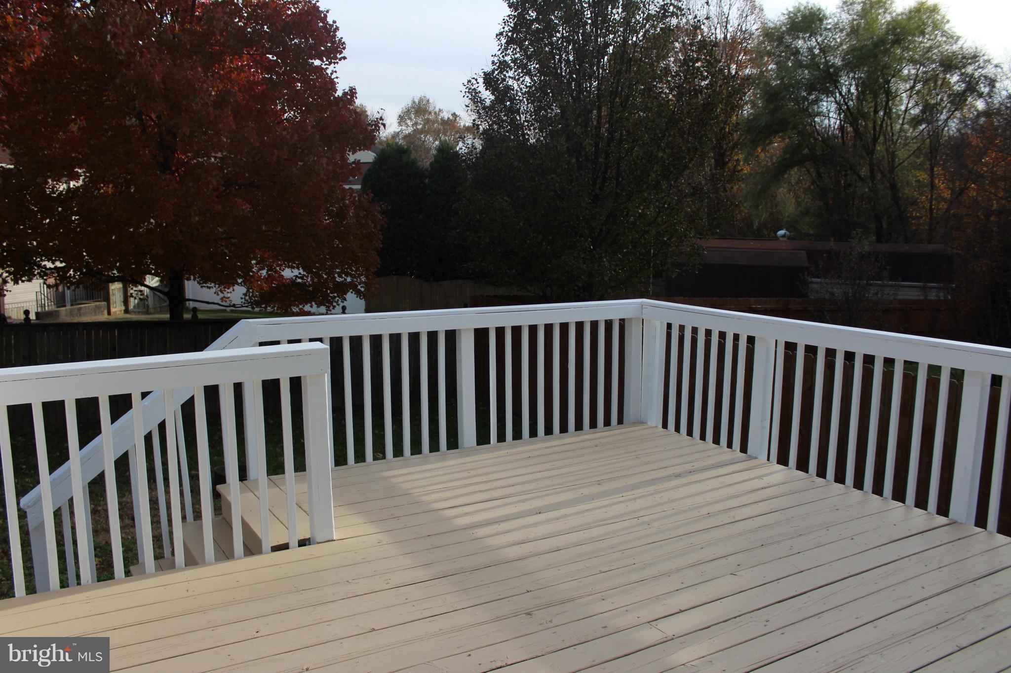 LENNINGS KNOLL - Residential