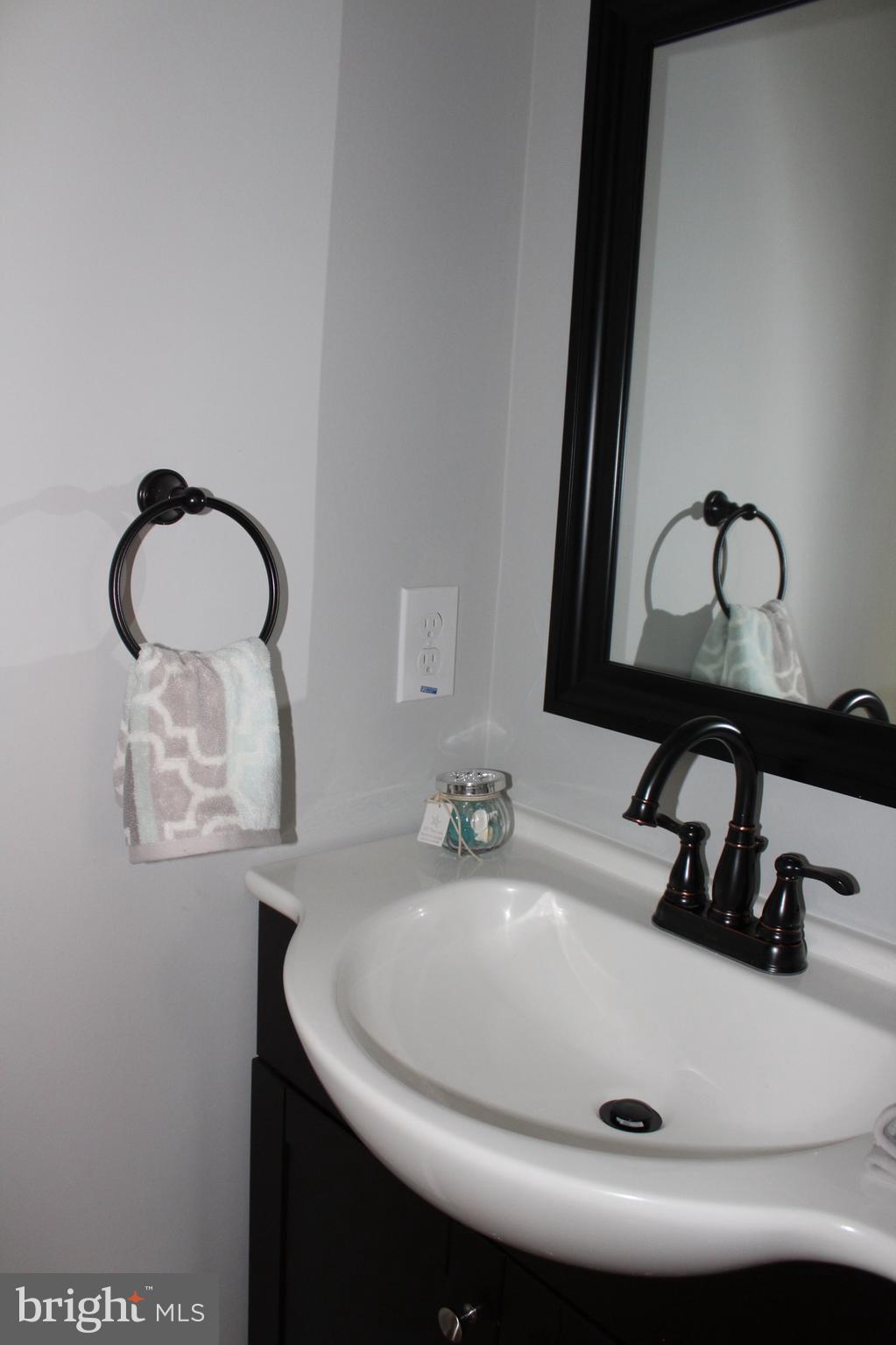 LENNINGS KNOLL - Residential