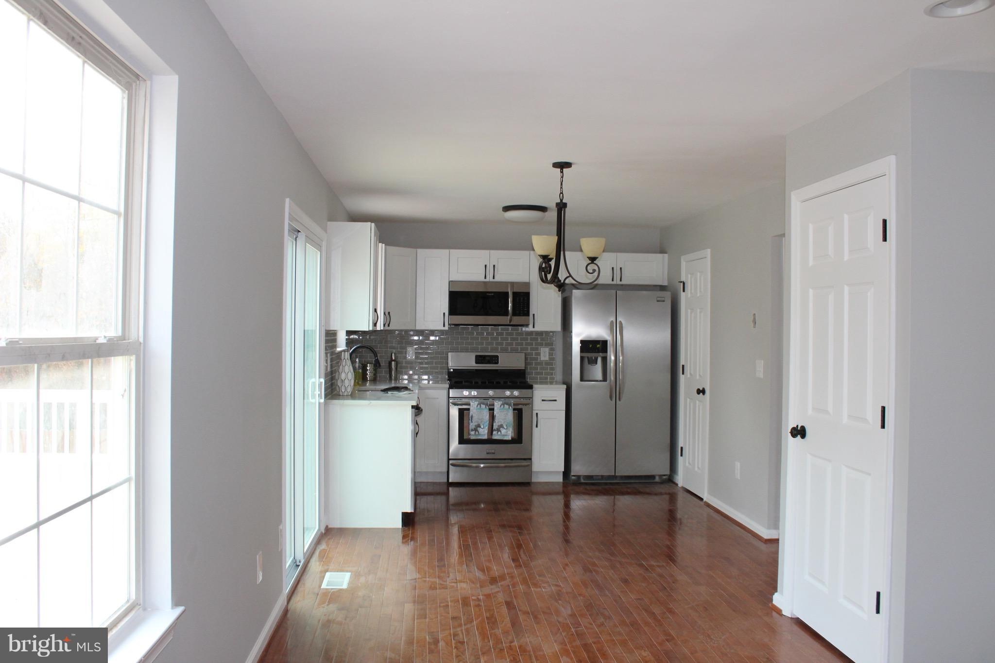 LENNINGS KNOLL - Residential