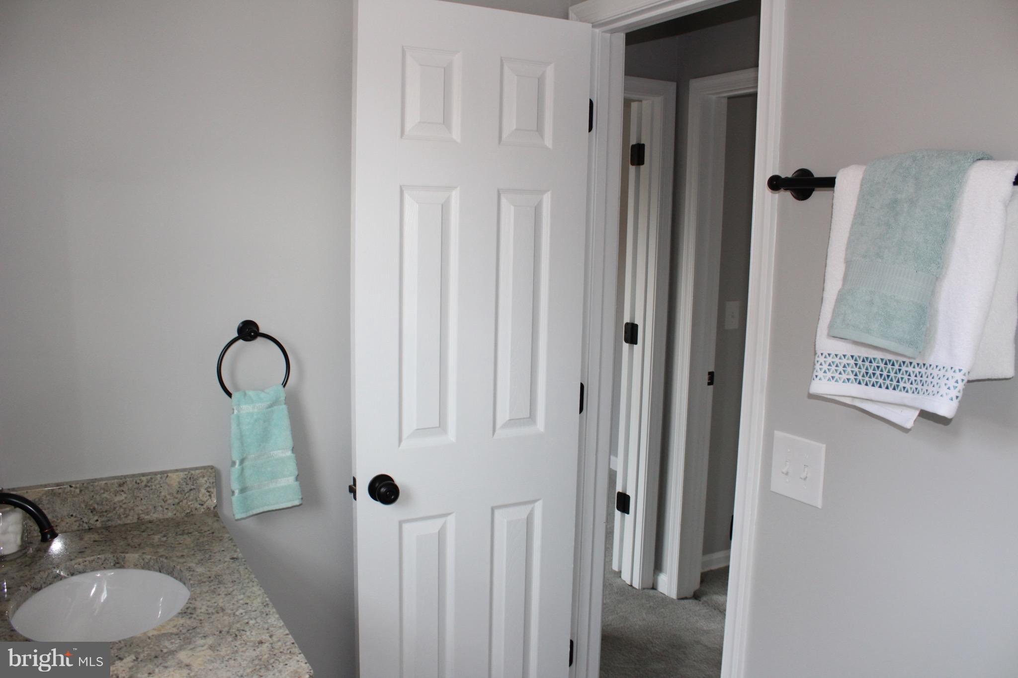 LENNINGS KNOLL - Residential