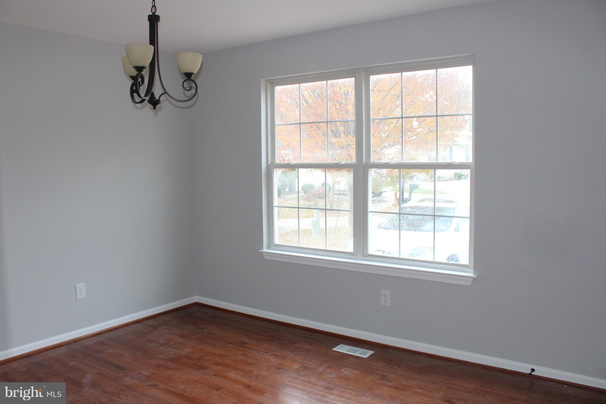 LENNINGS KNOLL - Residential