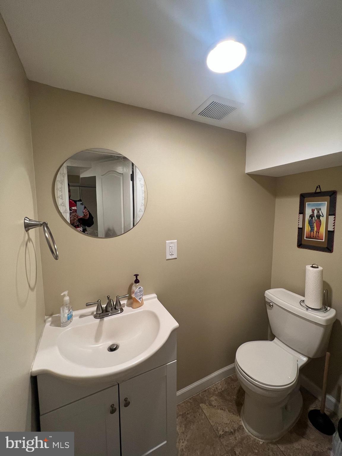 KNETTISHALL - Residential Lease