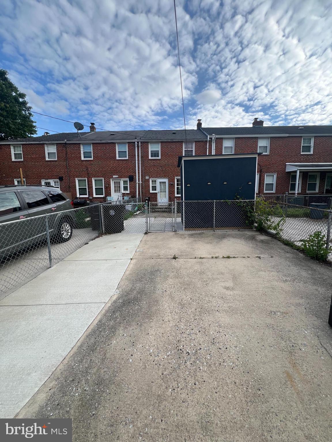 KNETTISHALL - Residential Lease