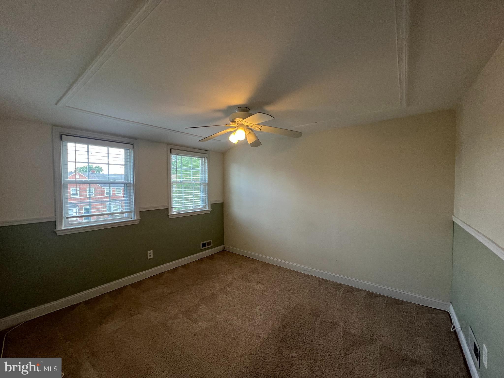 KNETTISHALL - Residential Lease