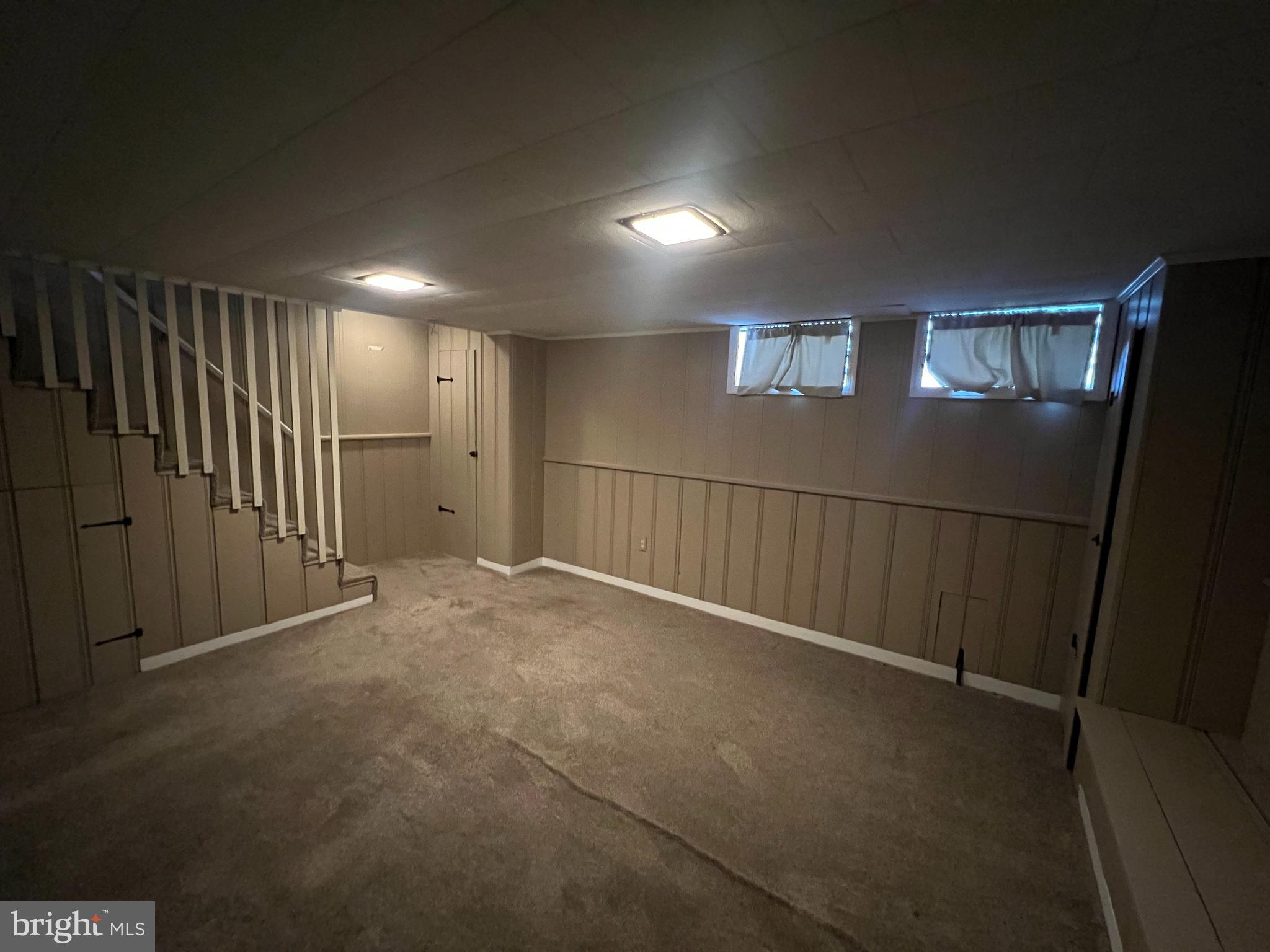 KNETTISHALL - Residential Lease