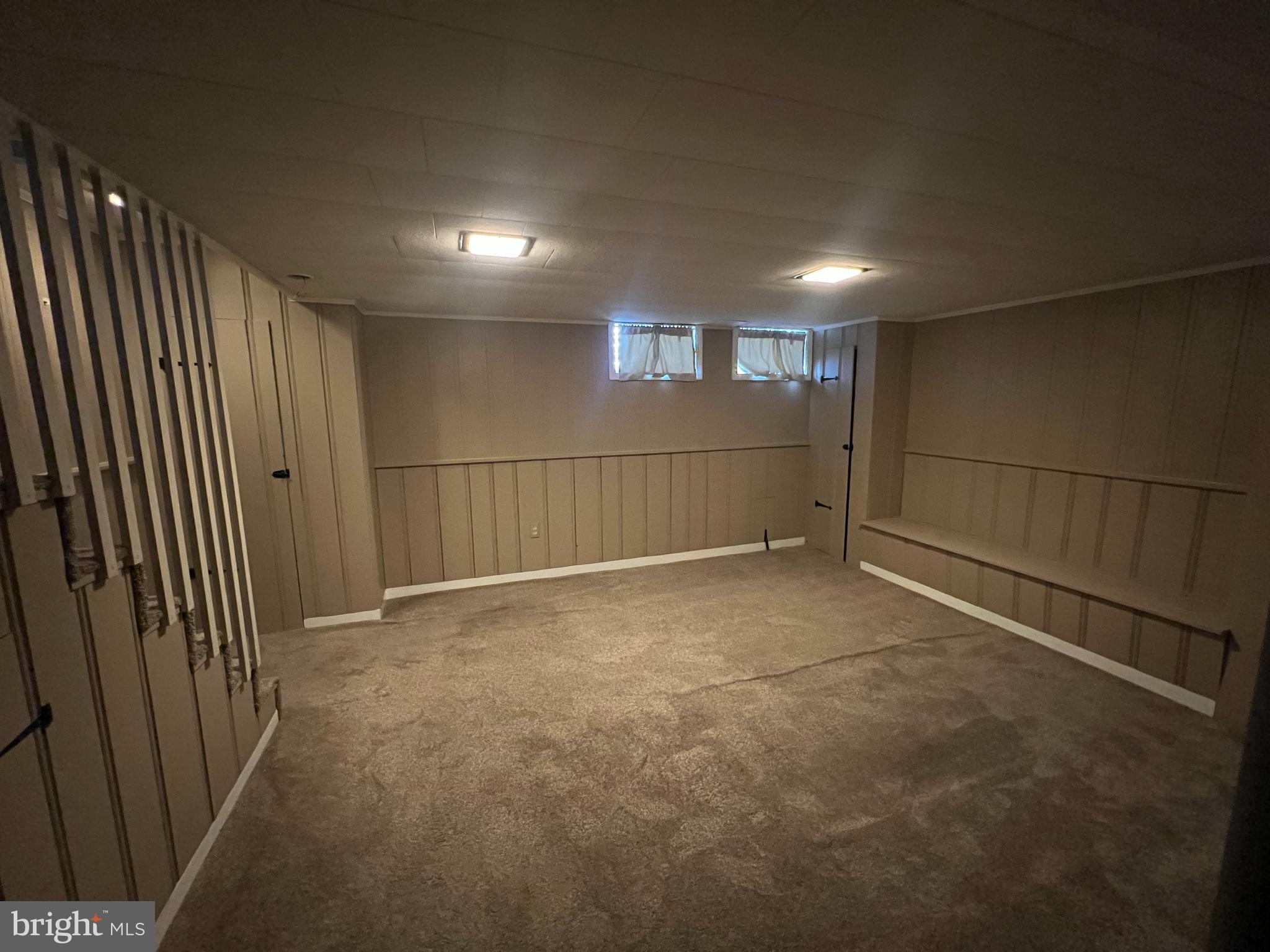 KNETTISHALL - Residential Lease