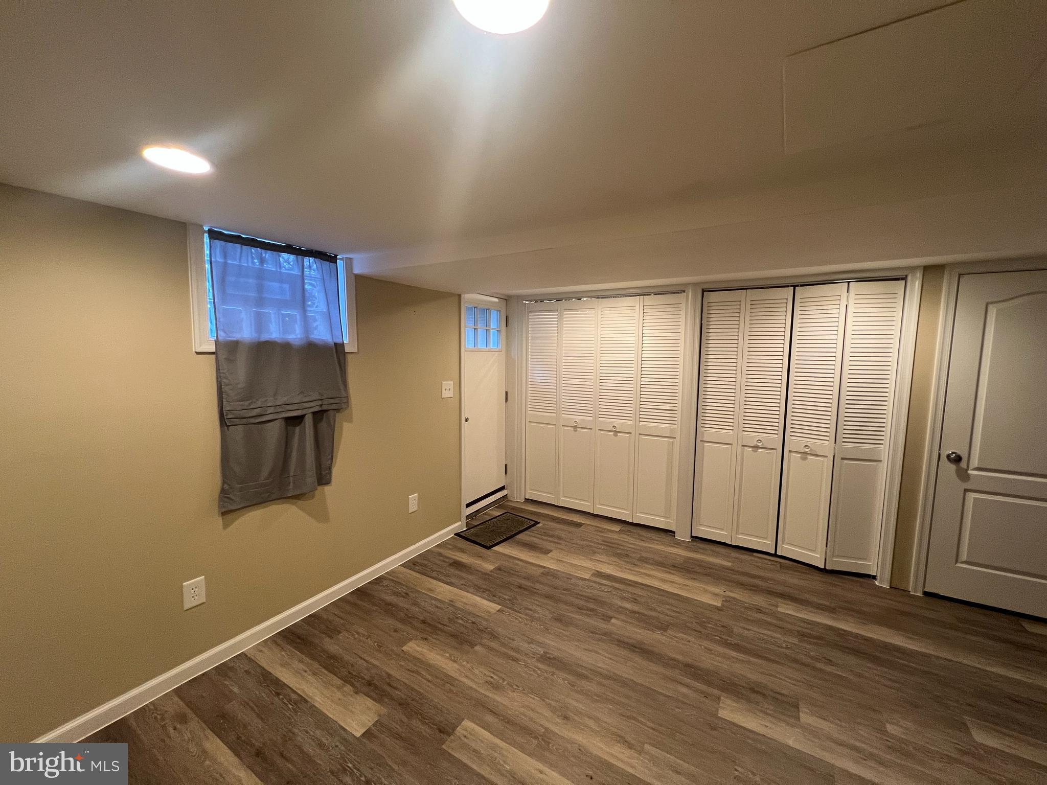 KNETTISHALL - Residential Lease