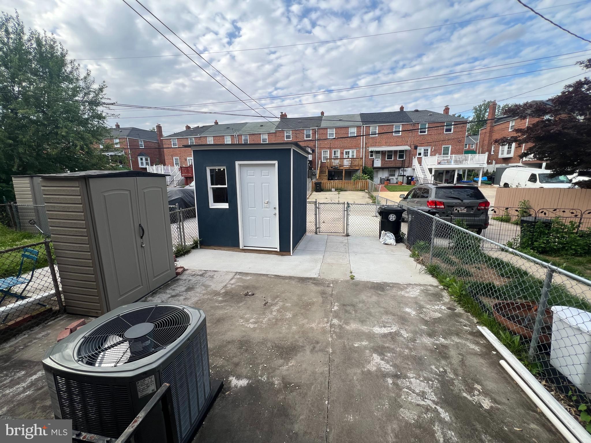 KNETTISHALL - Residential Lease