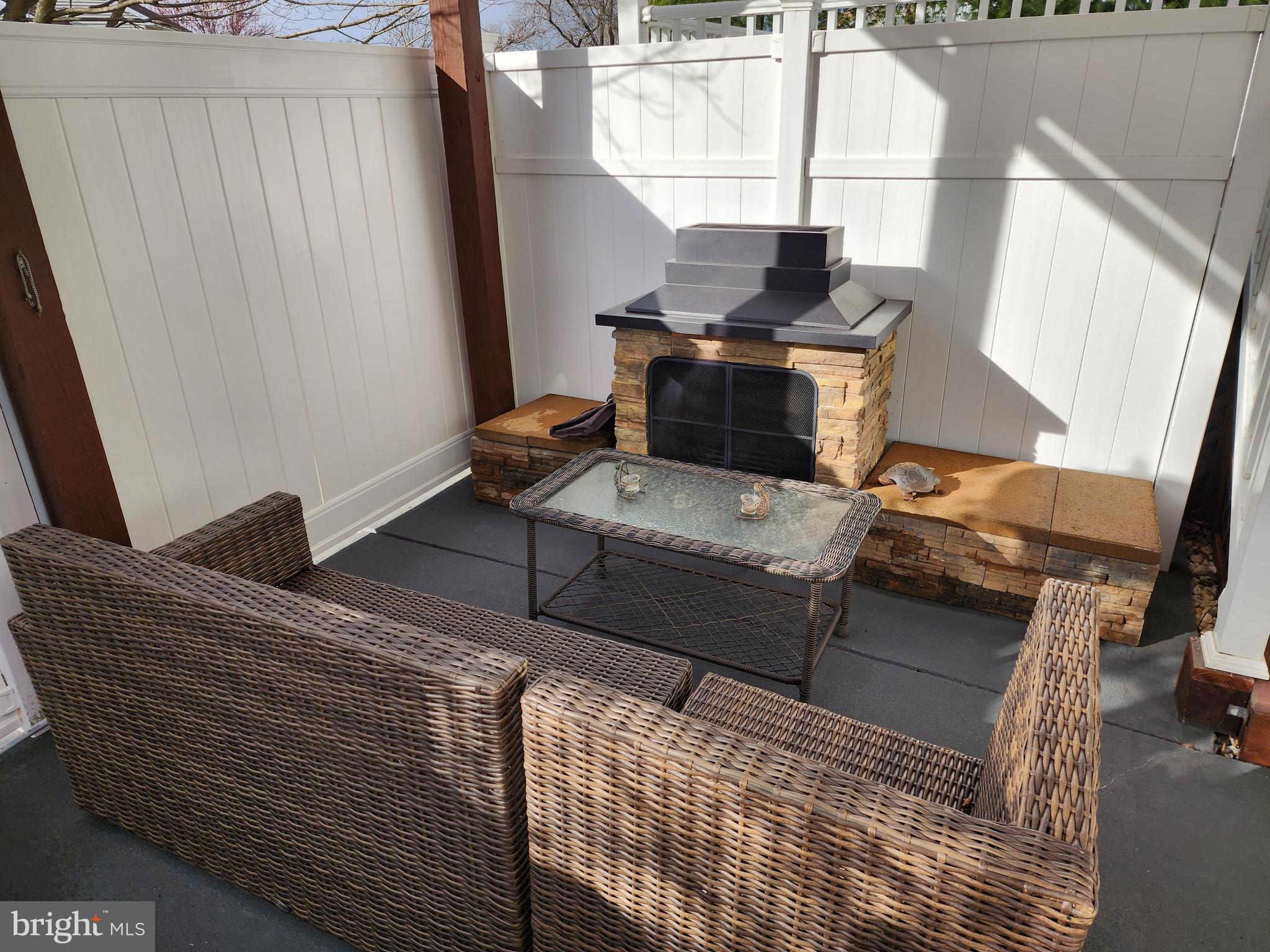 NORTH END - Residential