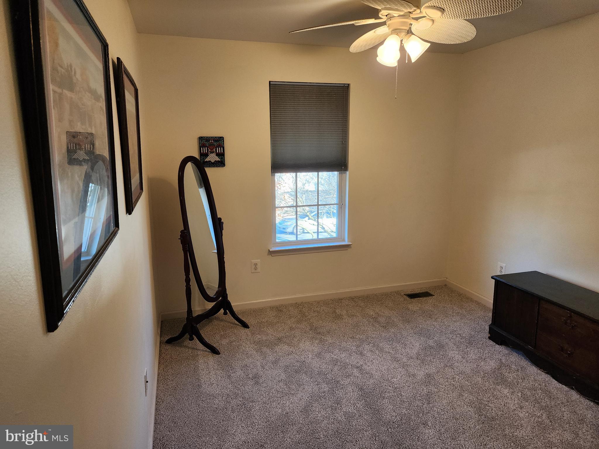 NORTH END - Residential