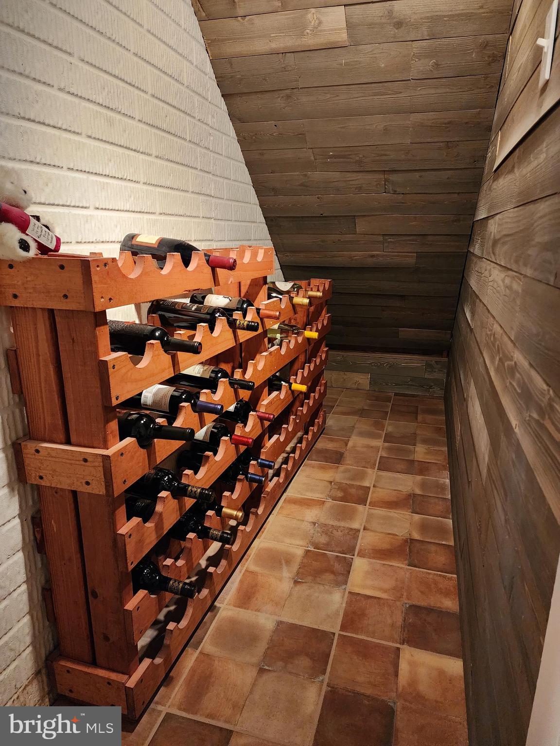 NORTH END - Residential