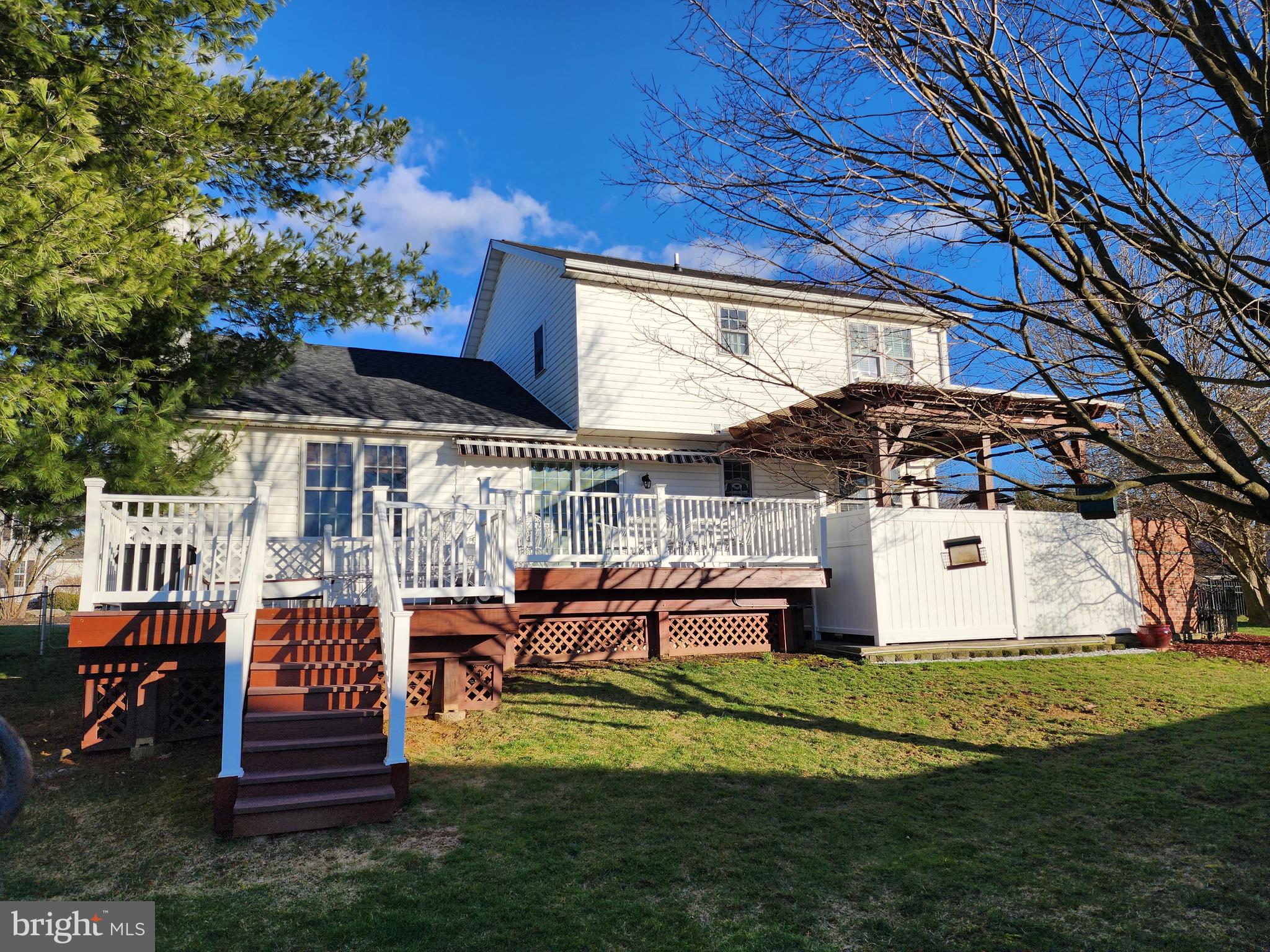 NORTH END - Residential