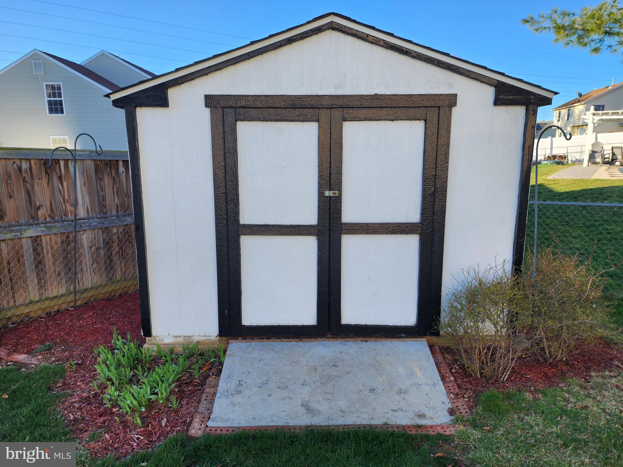 NORTH END - Residential