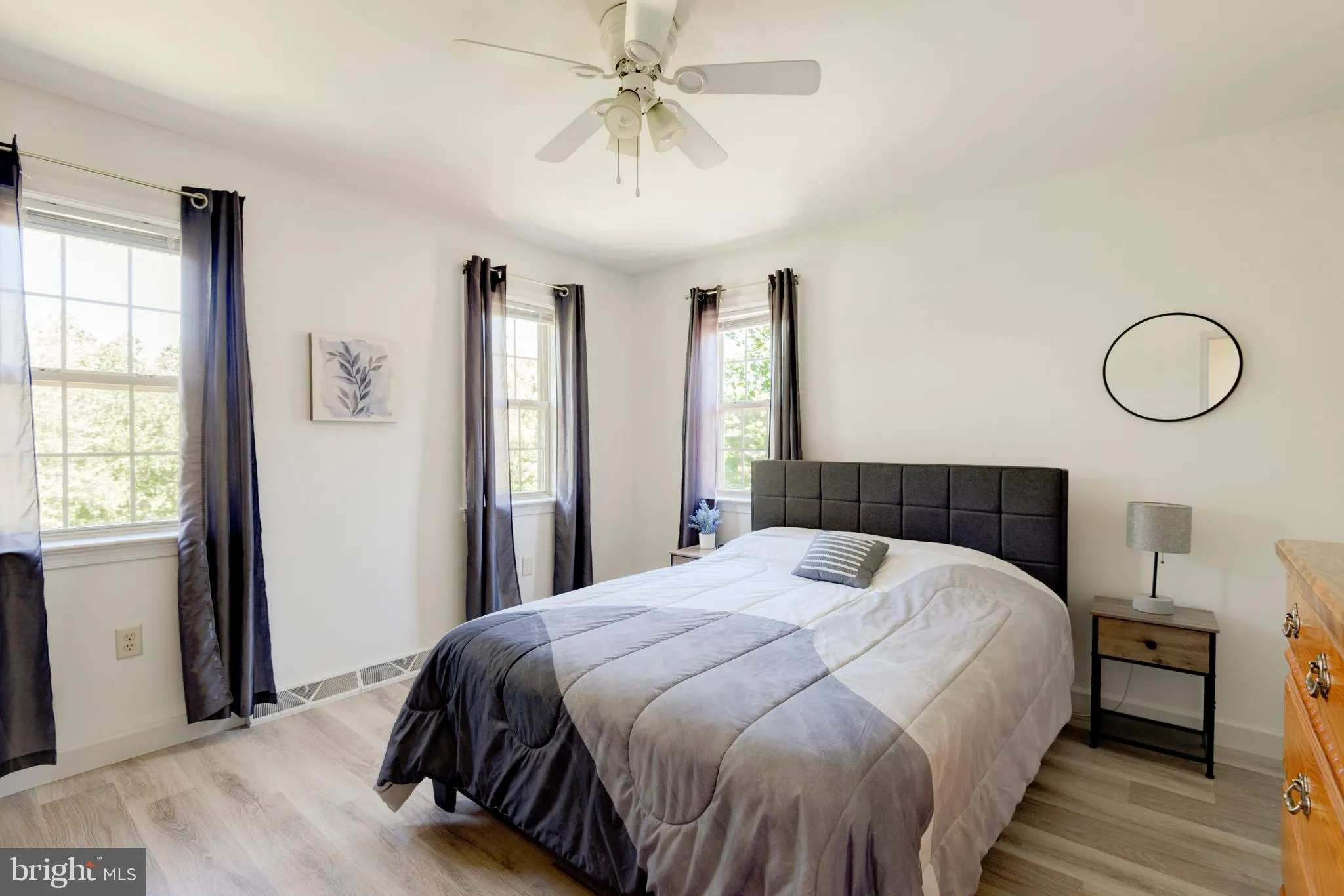 Cochranville, Pennsylvania 19330, United States, 4 Bedrooms Bedrooms, ,3 BathroomsBathrooms,Residential,Active,197943