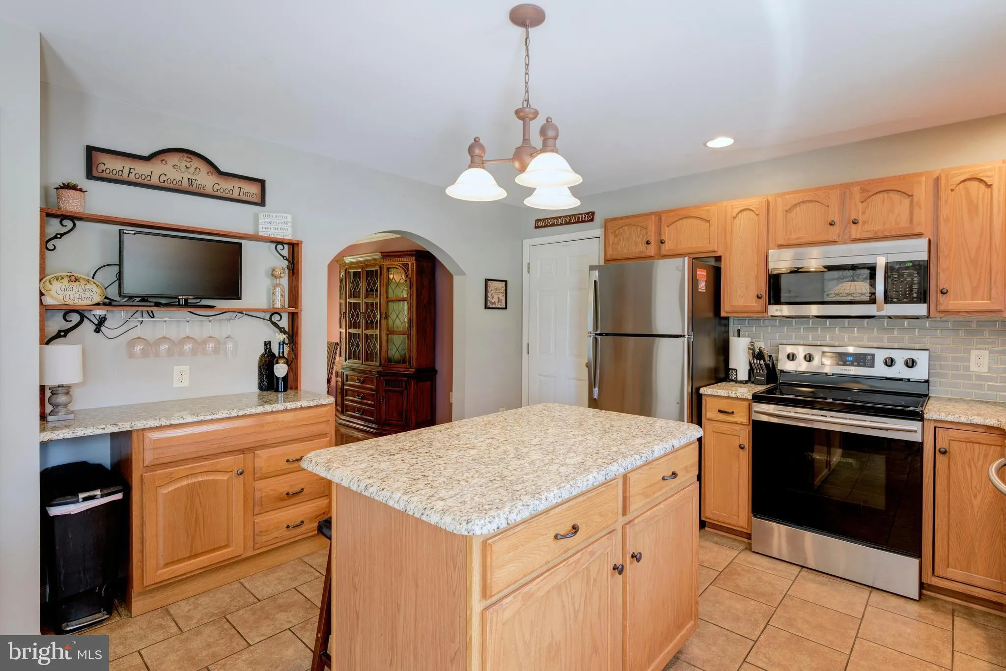 Cochranville, Pennsylvania 19330, United States, 4 Bedrooms Bedrooms, ,3 BathroomsBathrooms,Residential,Active,197943