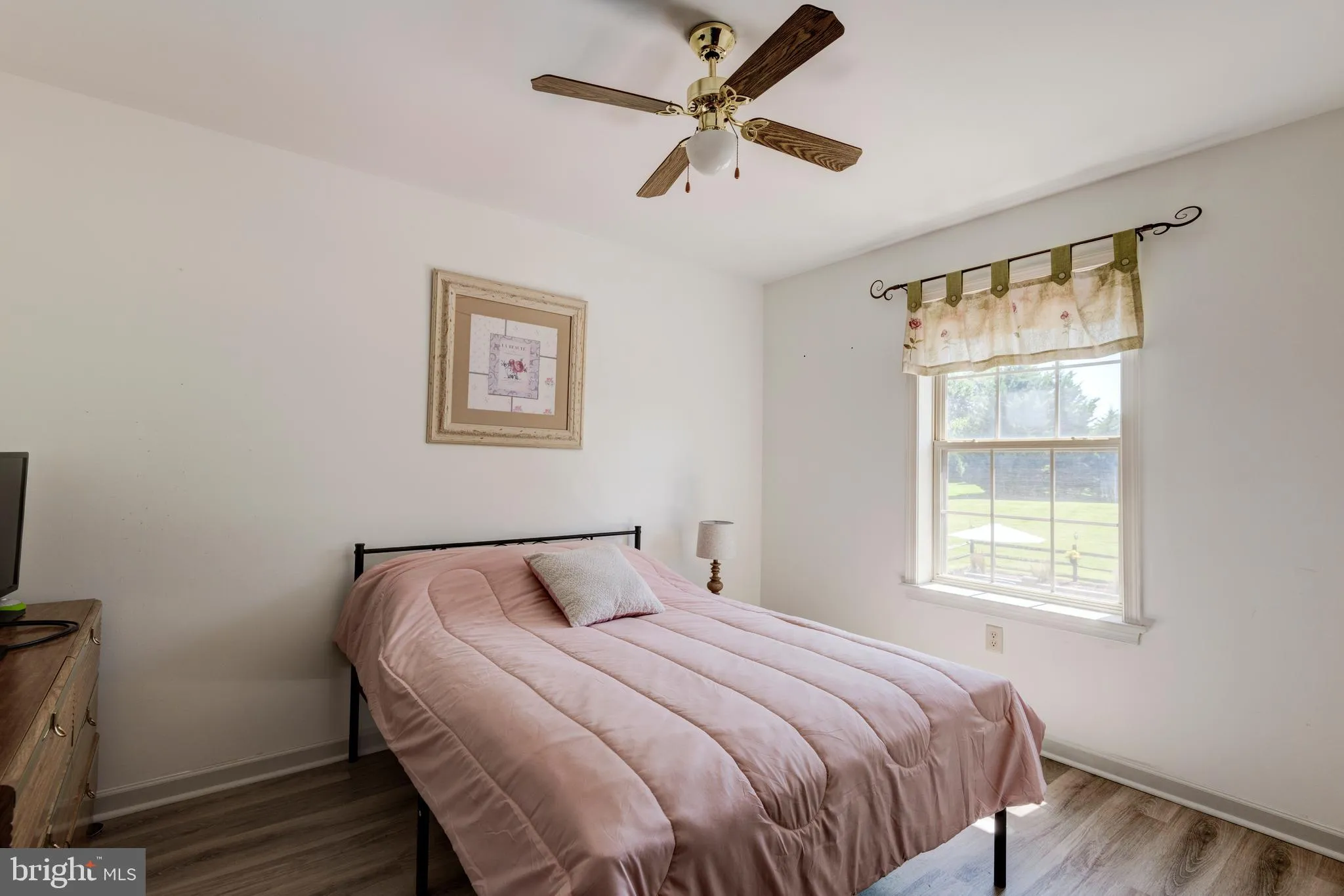 Cochranville, Pennsylvania 19330, United States, 4 Bedrooms Bedrooms, ,3 BathroomsBathrooms,Residential,Active,197943