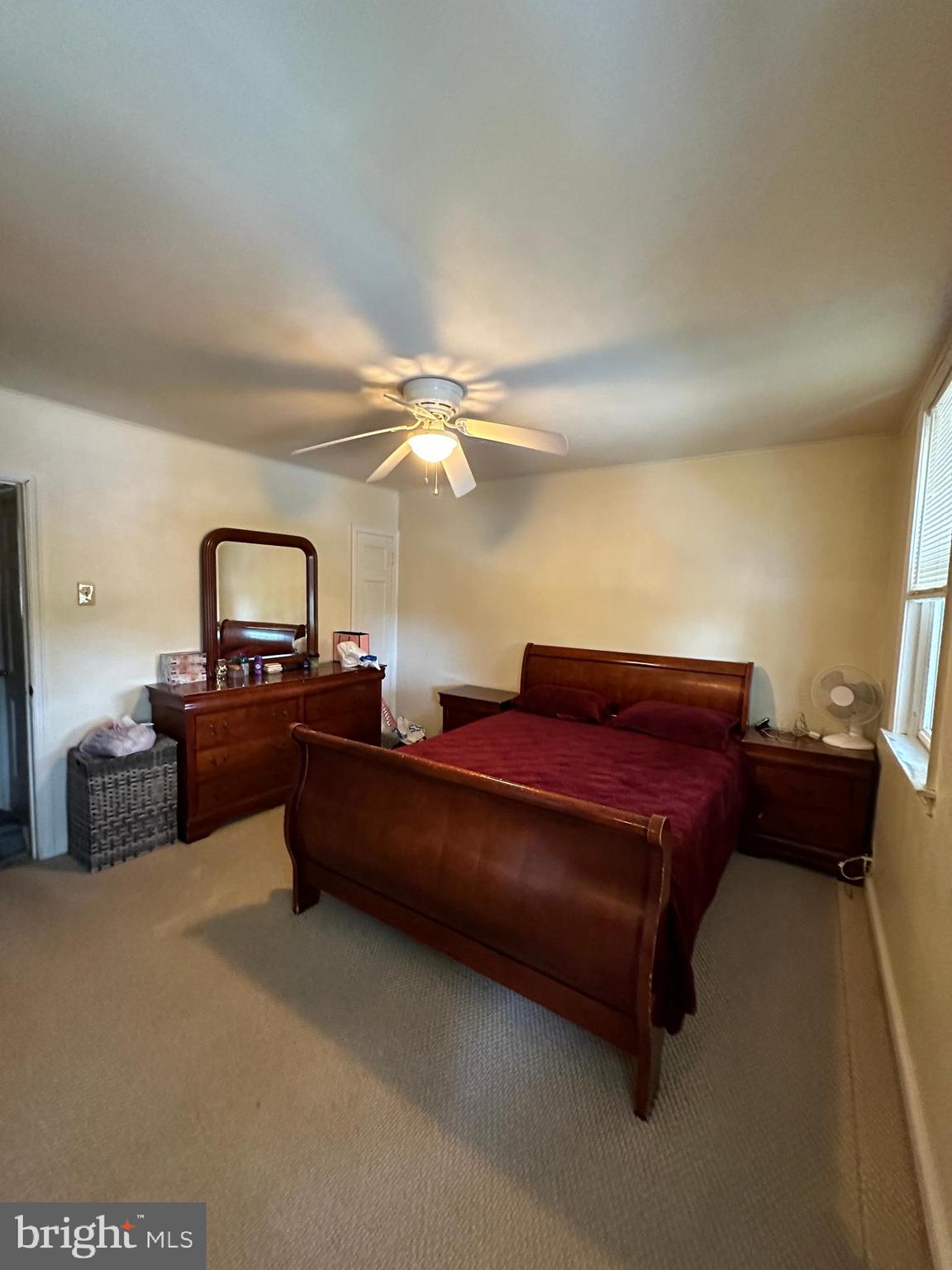 OXFORD CIRCLE - Residential