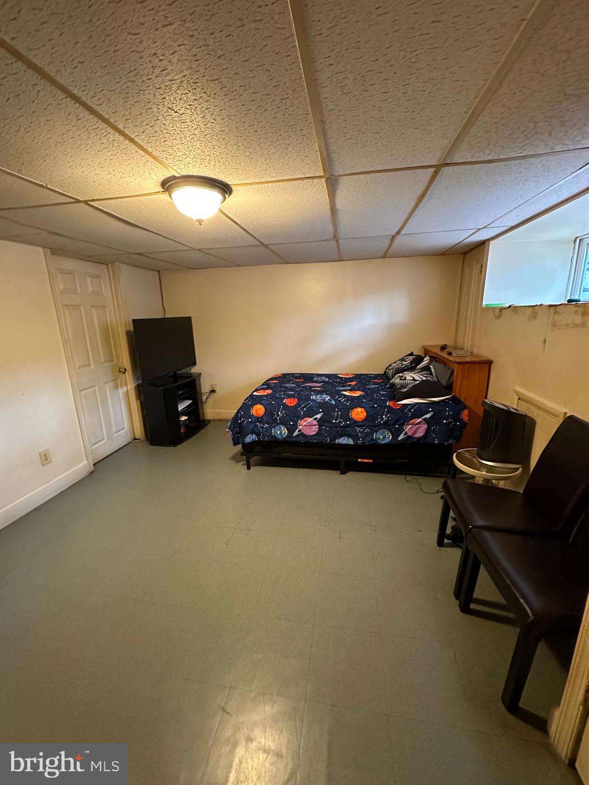 OXFORD CIRCLE - Residential