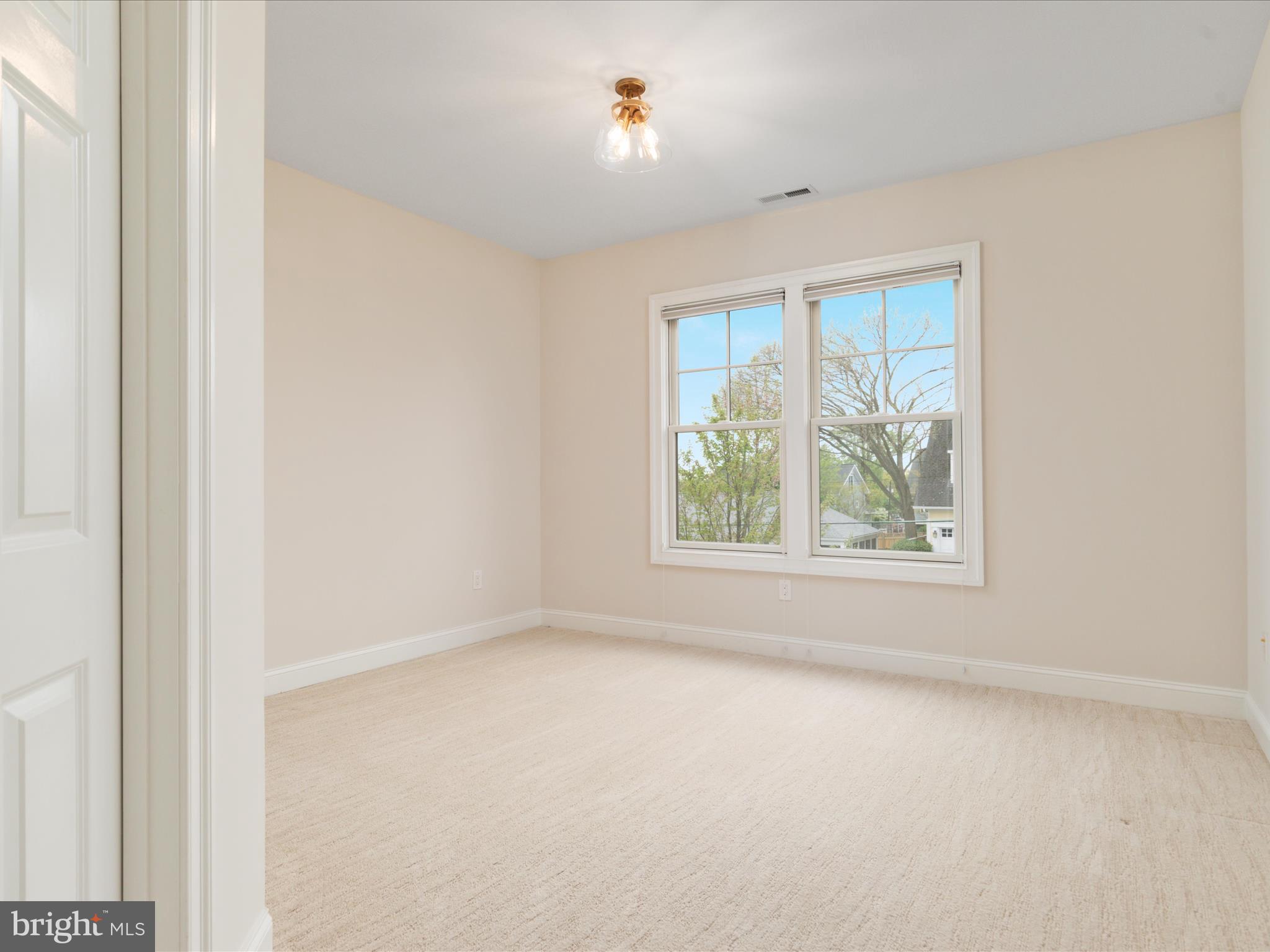 FALLVIEW - Residential