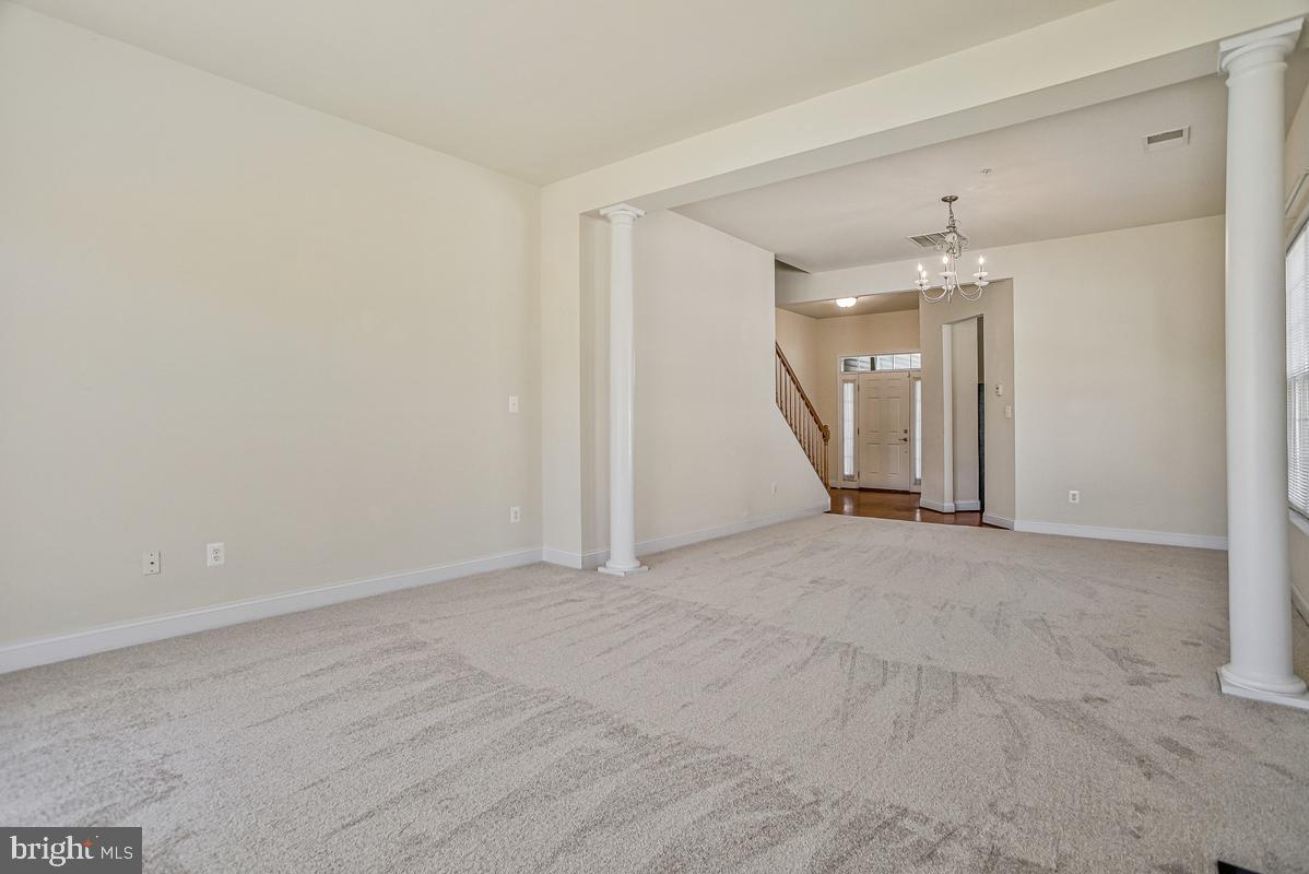 HERITAGE AT ST. CHARLES - Residential