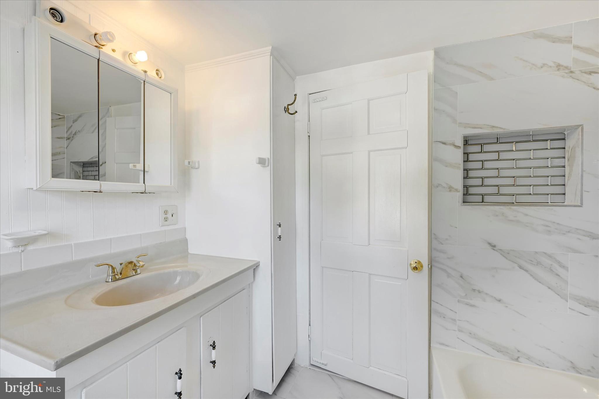 GWYNN OAK - Residential