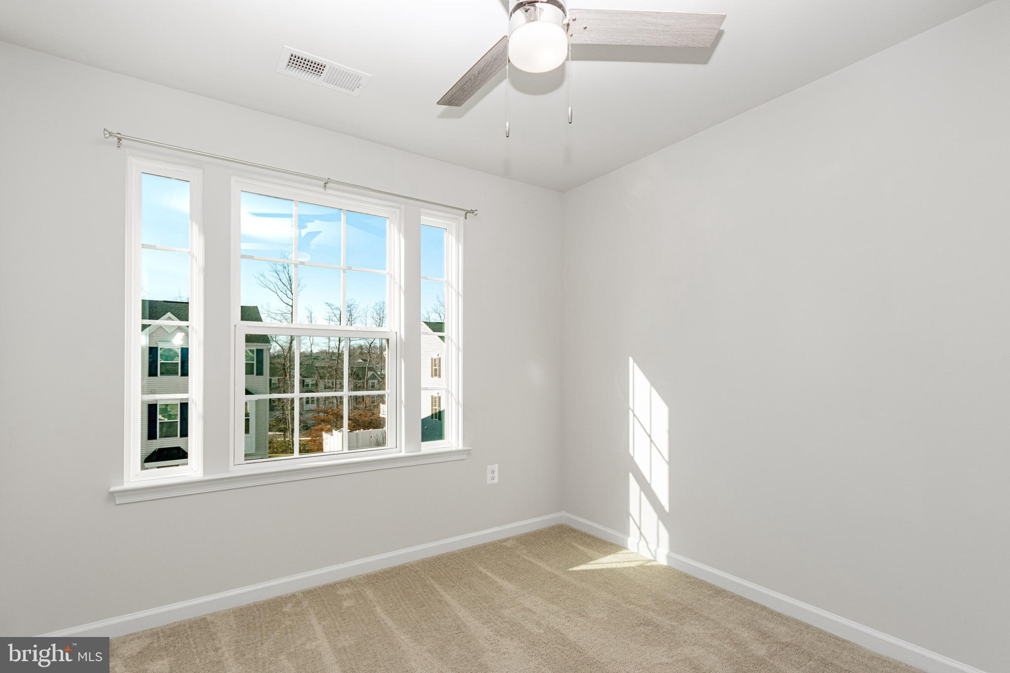 THE VILLAGE AT COURTHOUSE COMMONS - Residential Lease