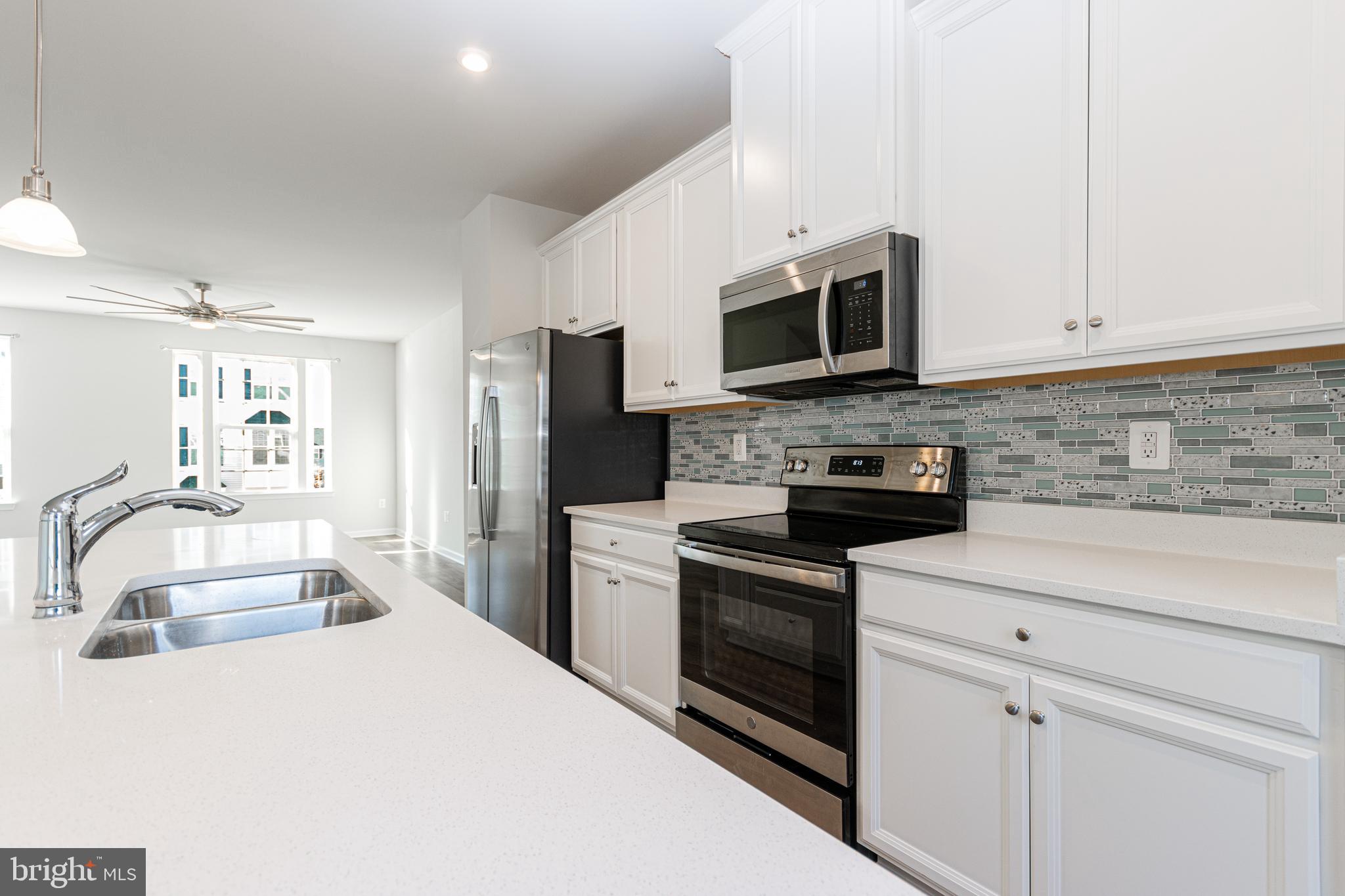 THE VILLAGE AT COURTHOUSE COMMONS - Residential Lease