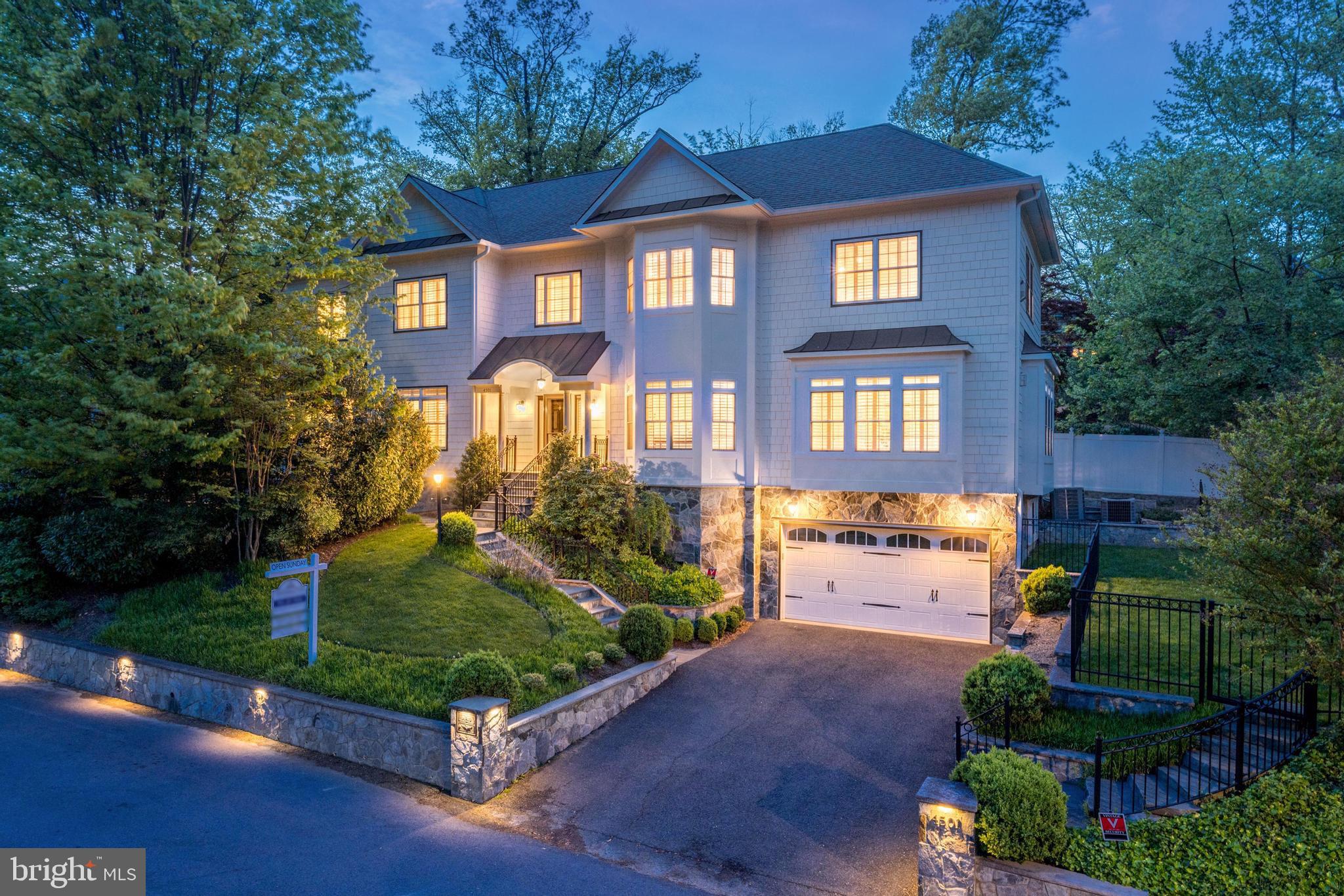 COUNTRY CLUB GROVE - Residential