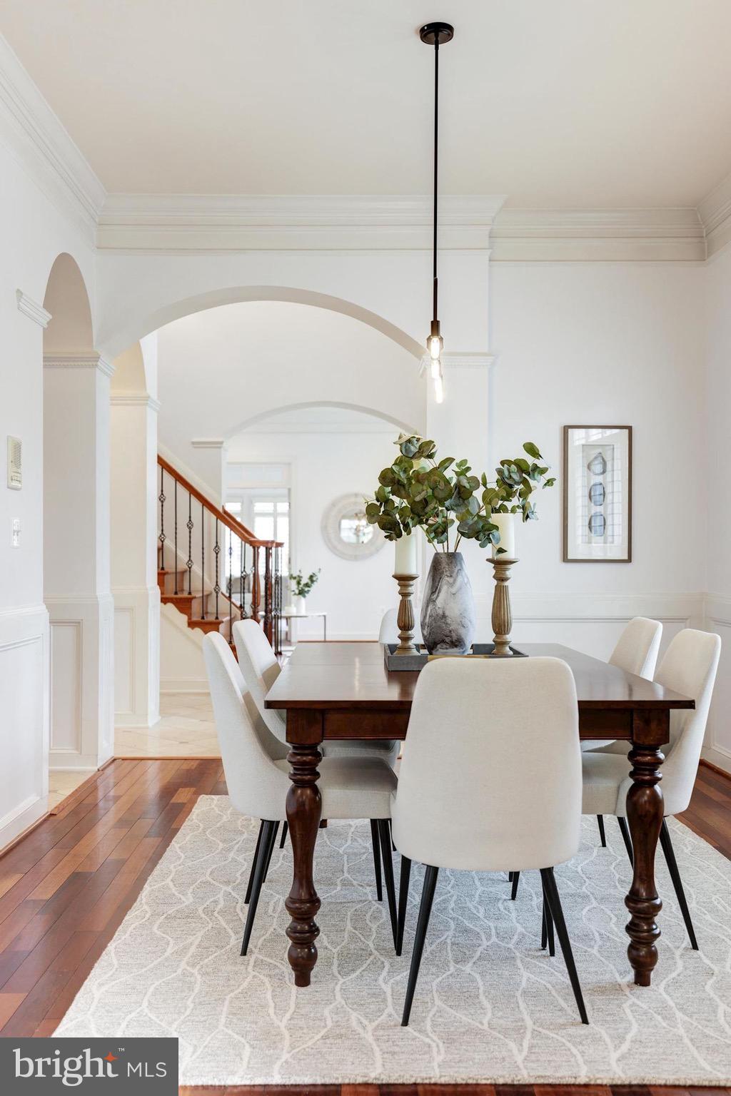 COUNTRY CLUB GROVE - Residential