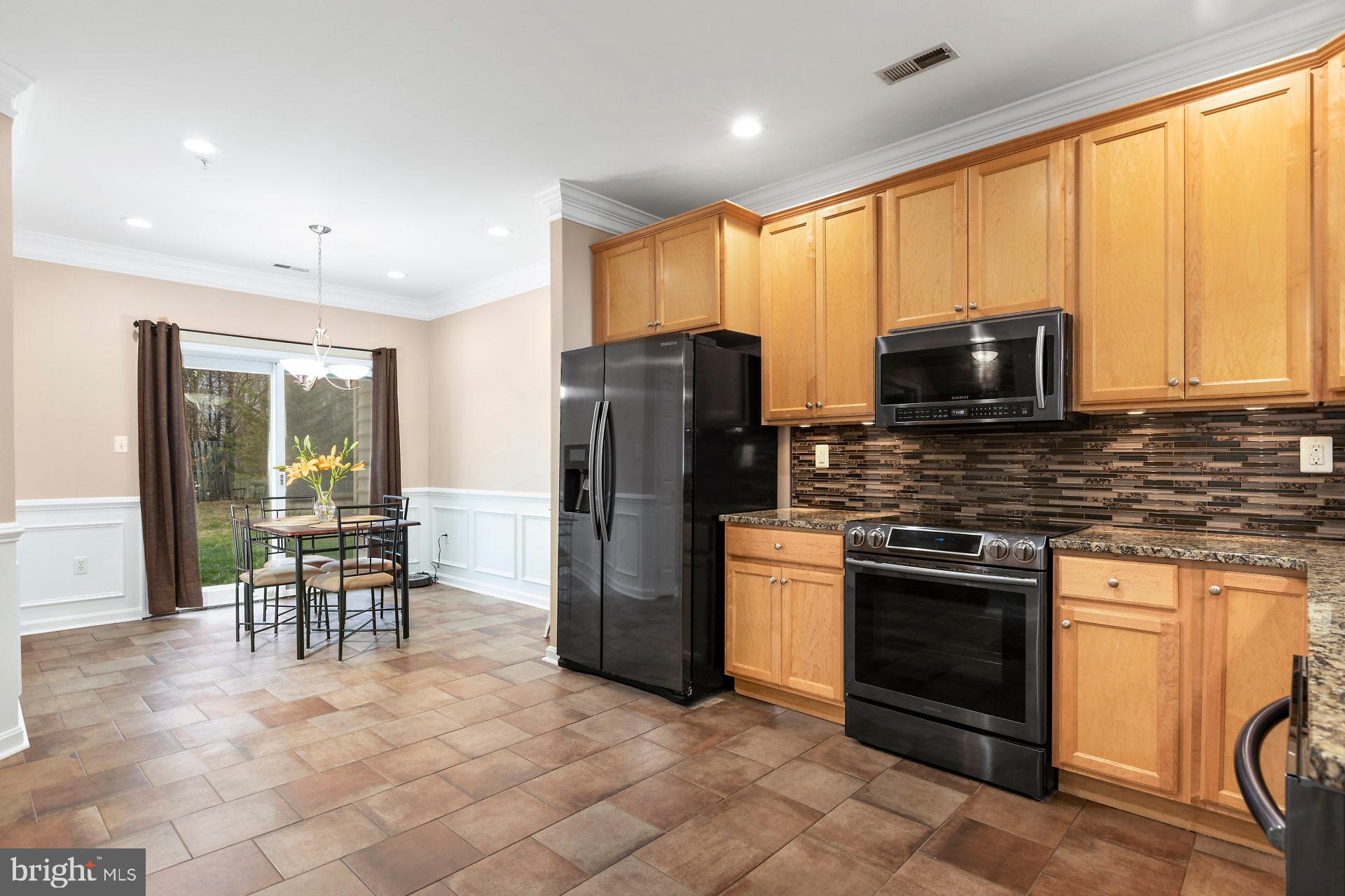 CHICKADEE CIRCLE CONDOMINIUMS - Residential