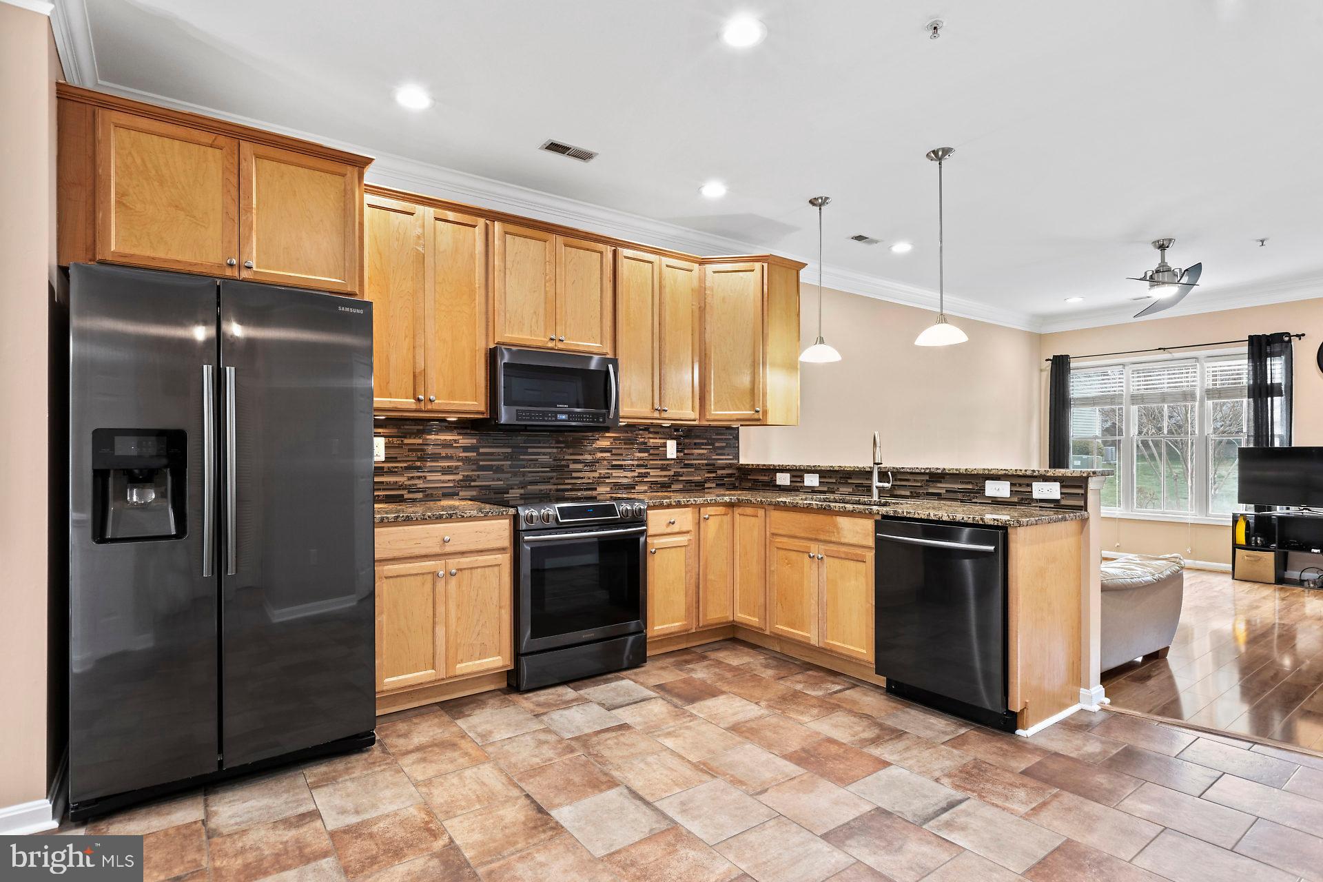 CHICKADEE CIRCLE CONDOMINIUMS - Residential