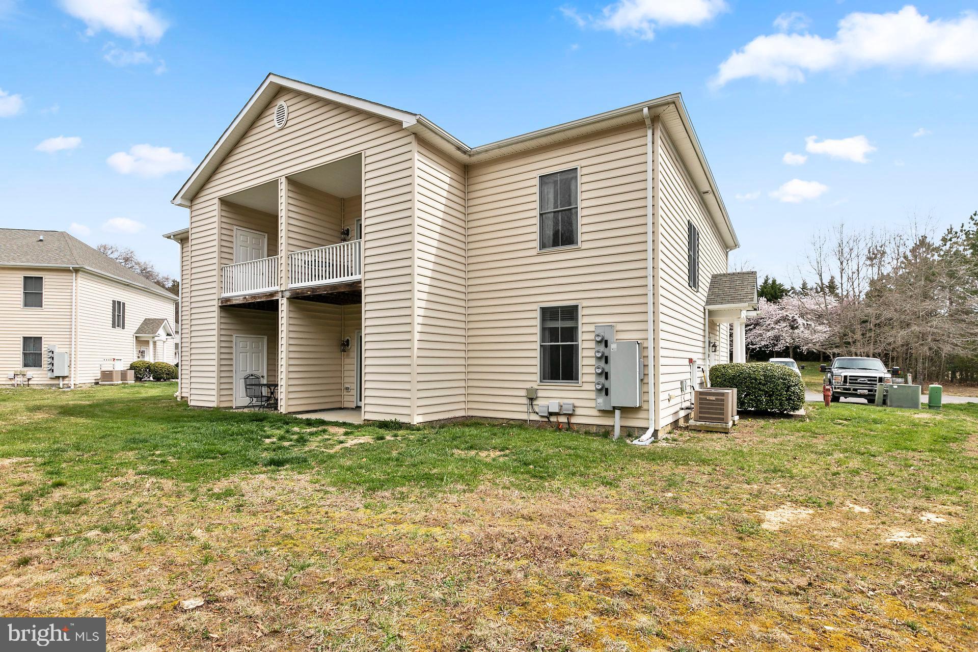 CHICKADEE CIRCLE CONDOMINIUMS - Residential