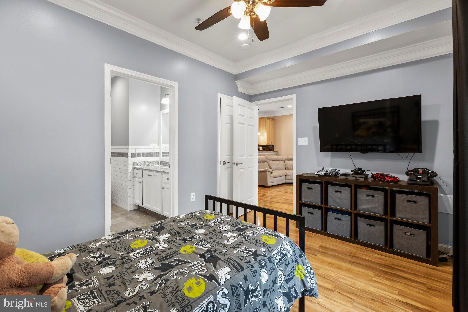 CHICKADEE CIRCLE CONDOMINIUMS - Residential