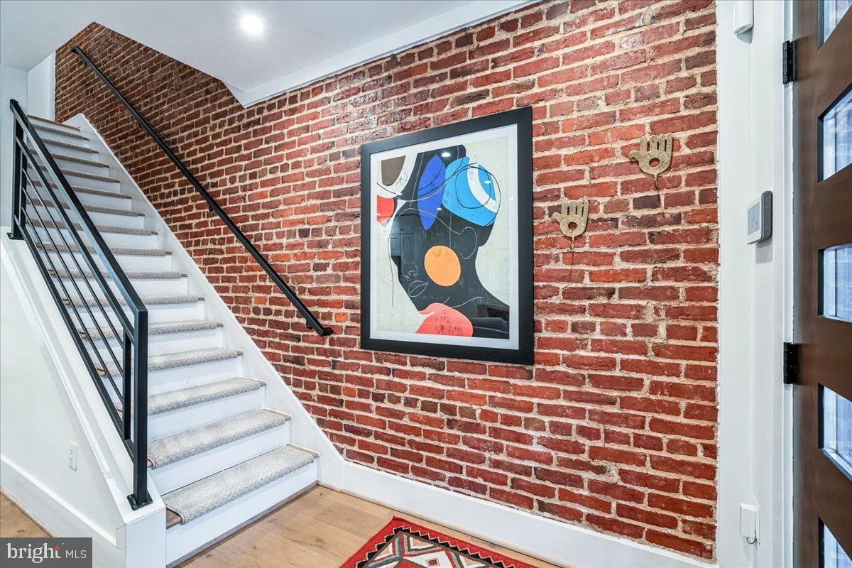 522 NW TAYLOR STREET NW