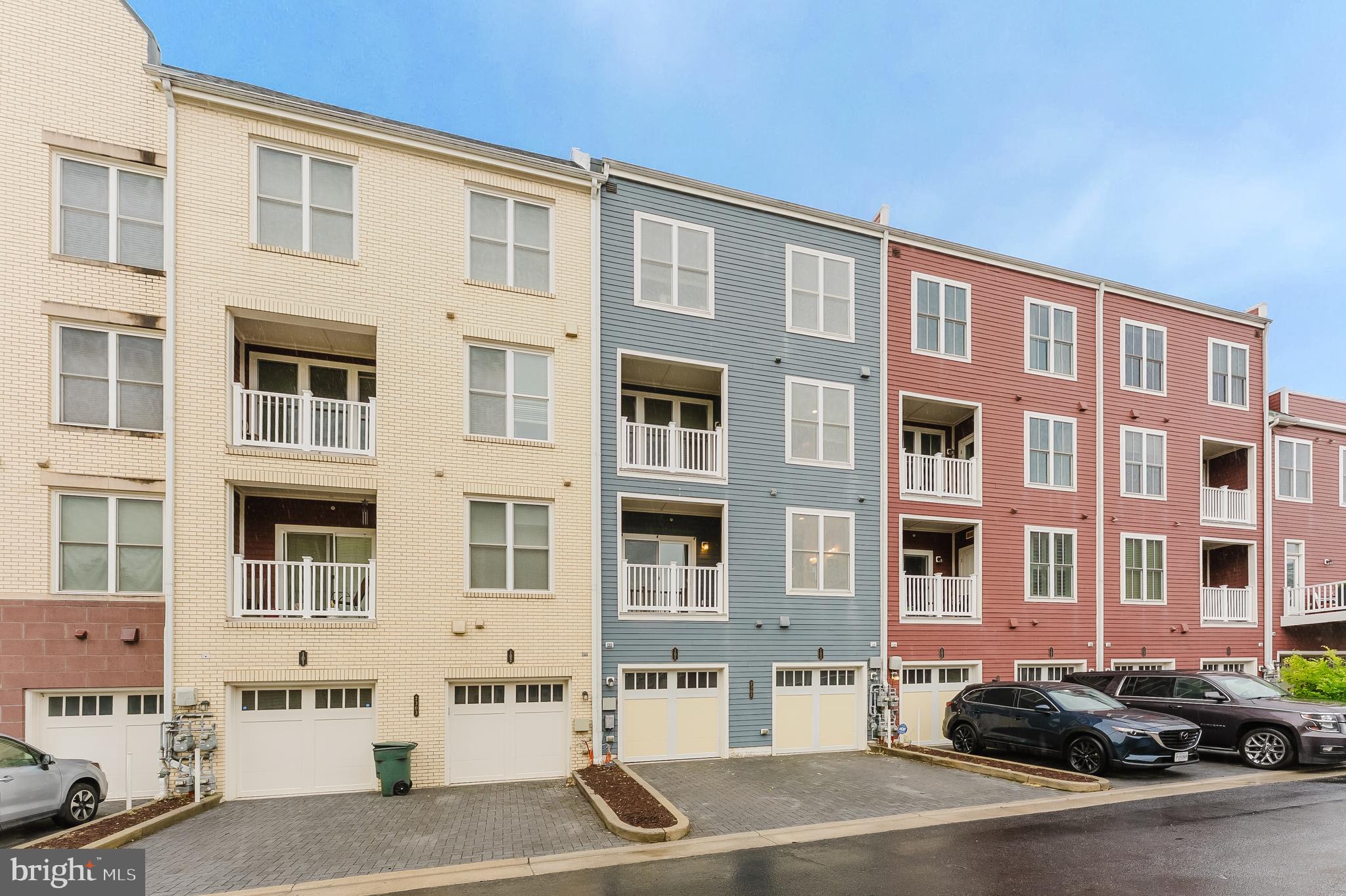 2305 MAIN LINE BOULEVARD 101