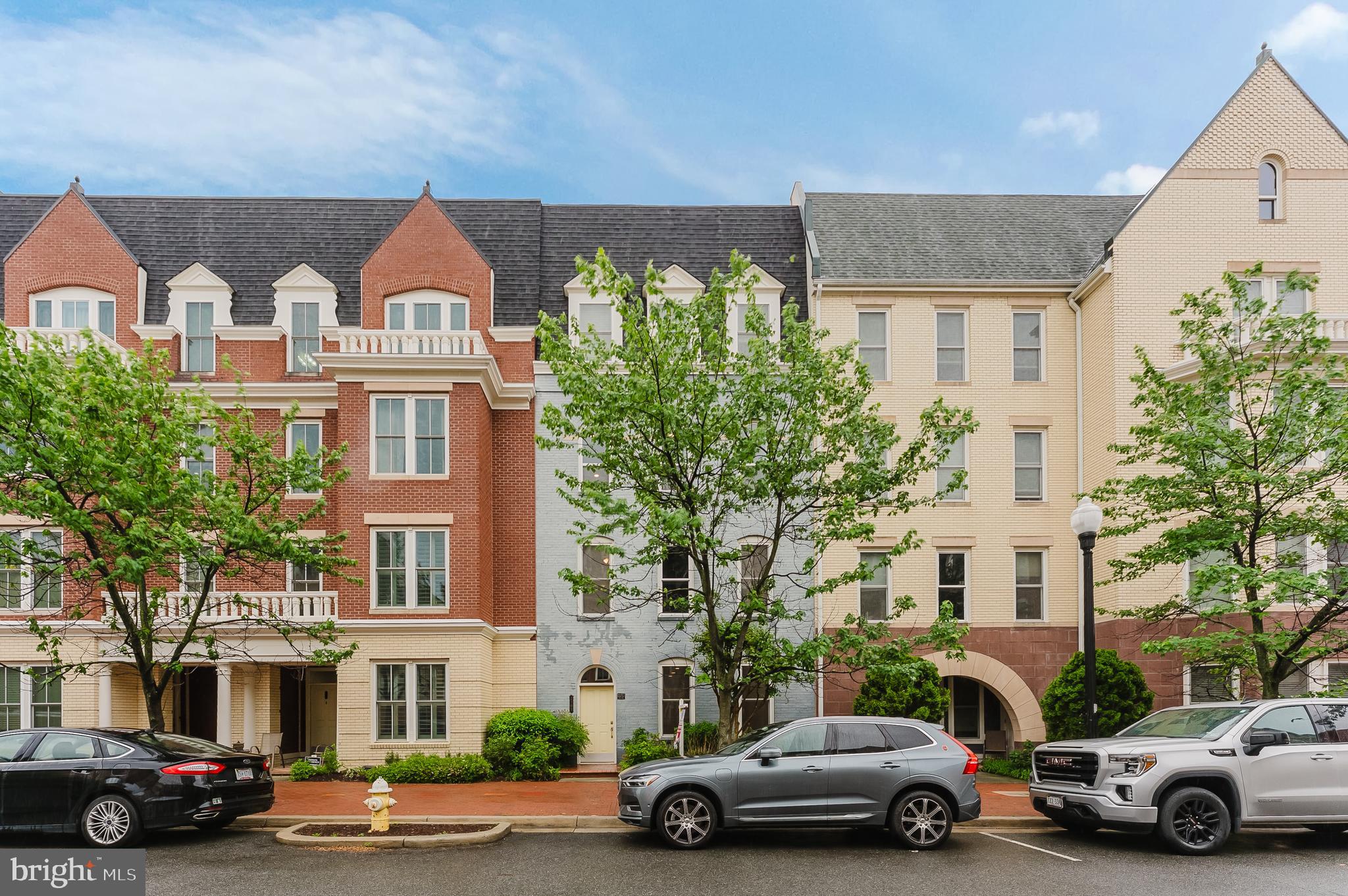 2305 MAIN LINE BOULEVARD 101