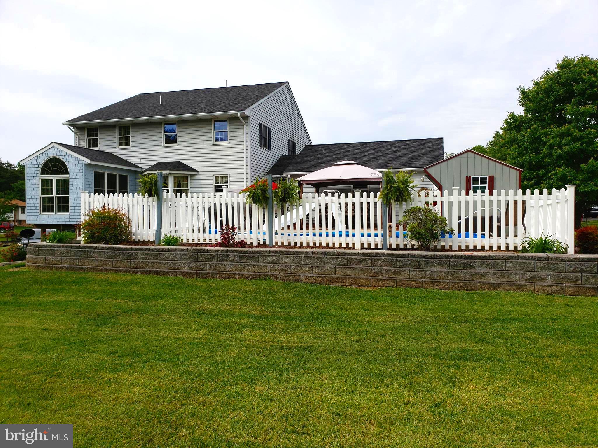 HUNT CLUB - Residential