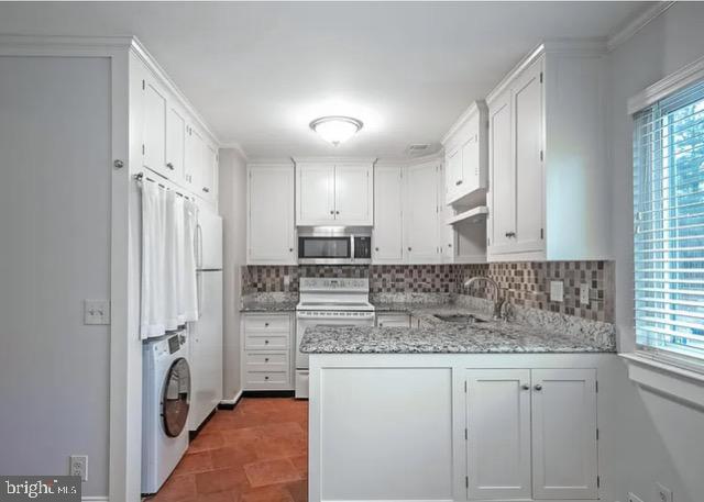 MOSBYS LANDING - Residential Lease