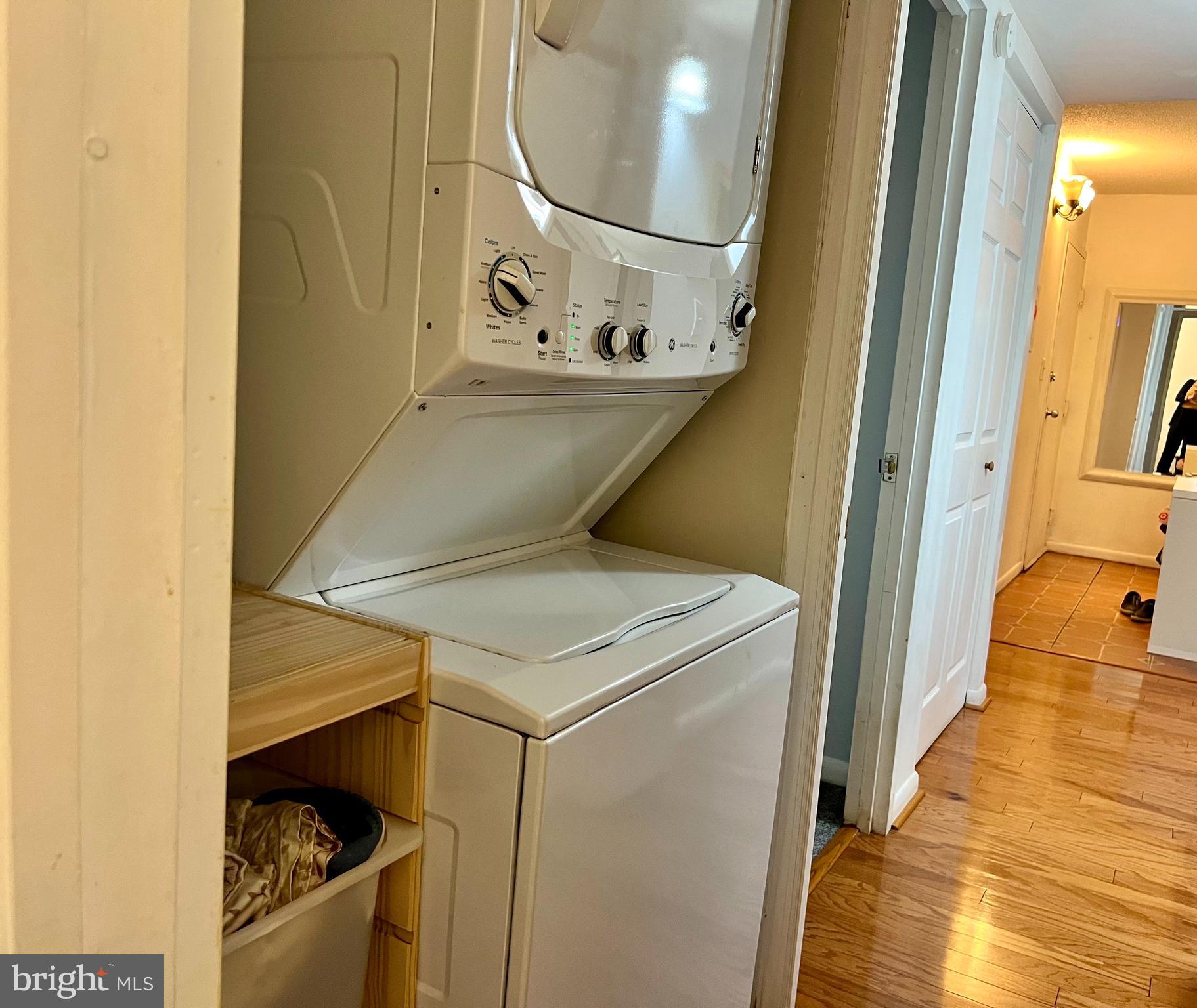 SHADOWOOD - Residential Lease