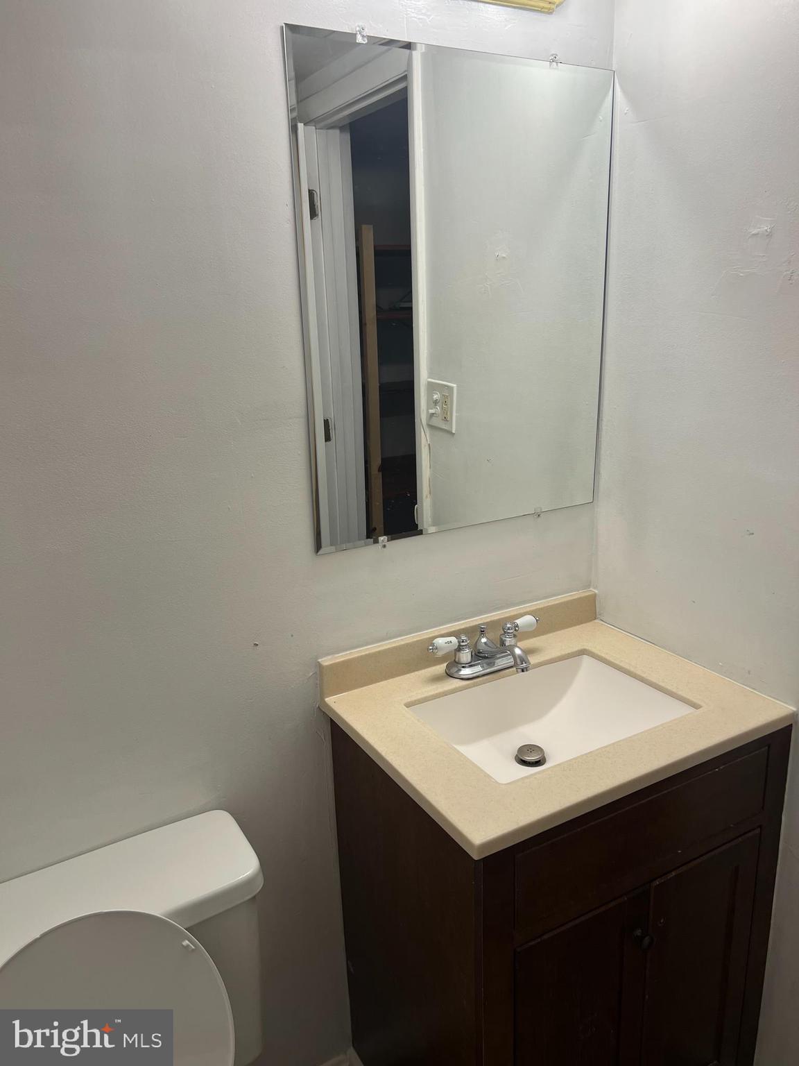 SHADOWOOD - Residential Lease