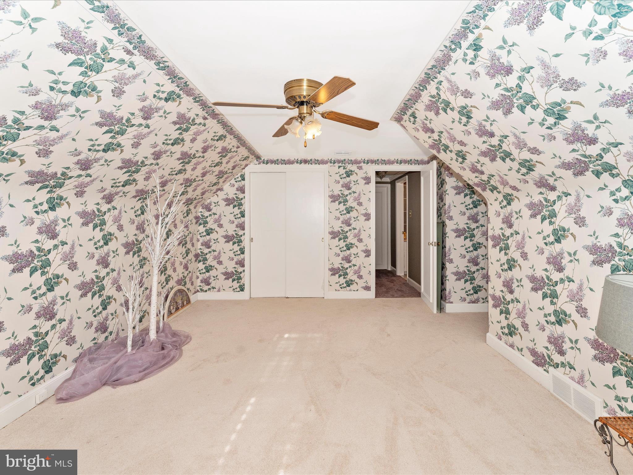 SPRING VALLEY - Residential