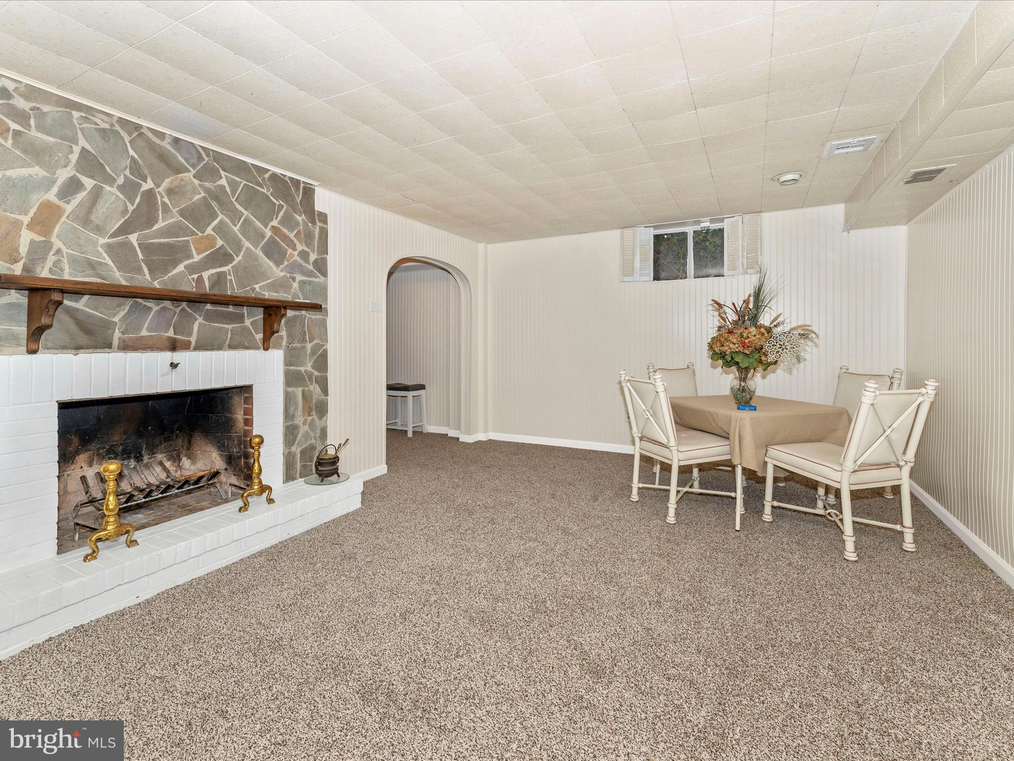 SPRING VALLEY - Residential