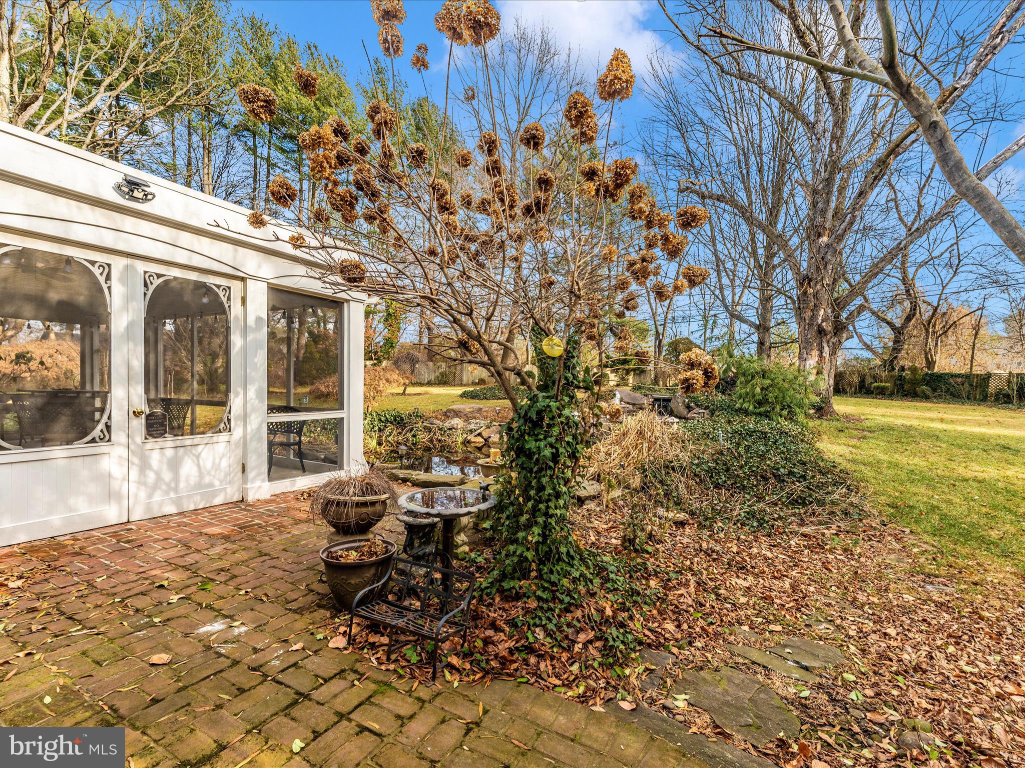 SPRING VALLEY - Residential